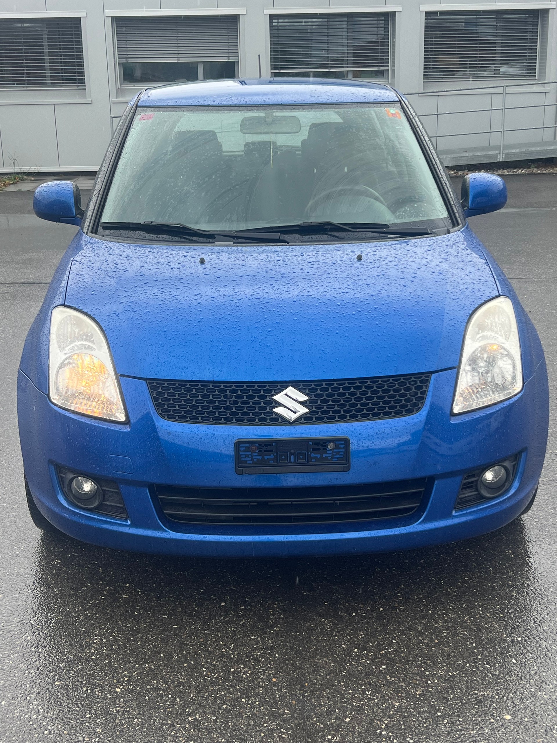 SUZUKI Swift 1.3i 16V GL Top 4x4-image-0