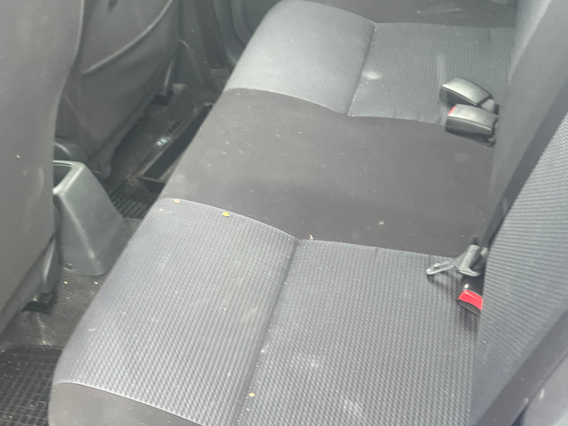 SUZUKI Swift 1.3i 16V GL Top 4x4-image-6