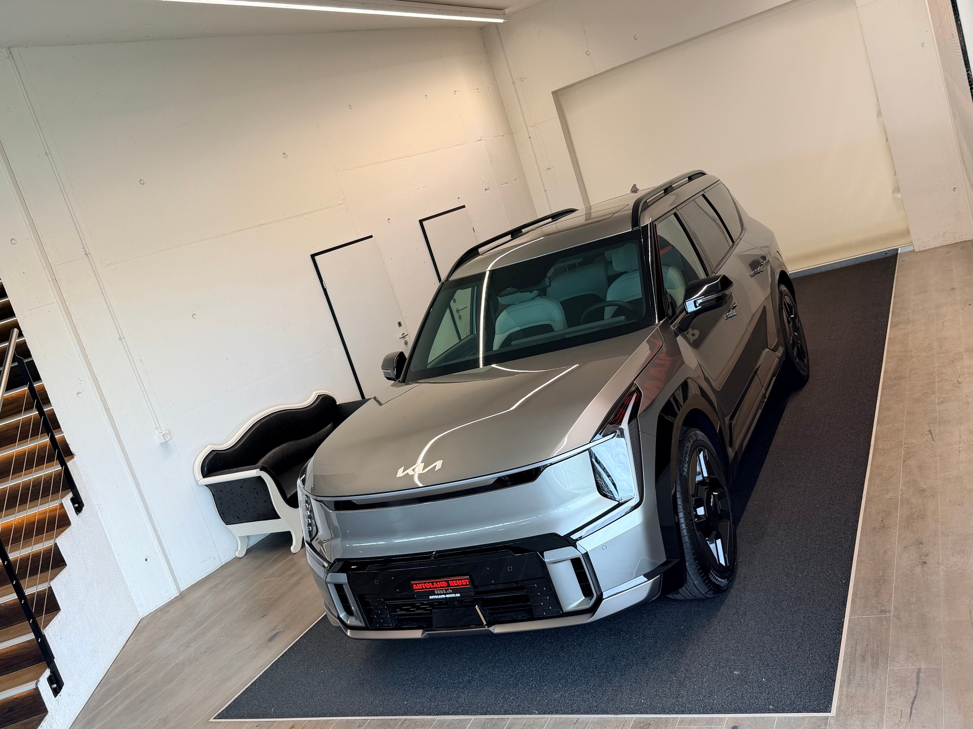 KIA EV9 99,8 kWh GT-Line 4x4-showroom-element-3