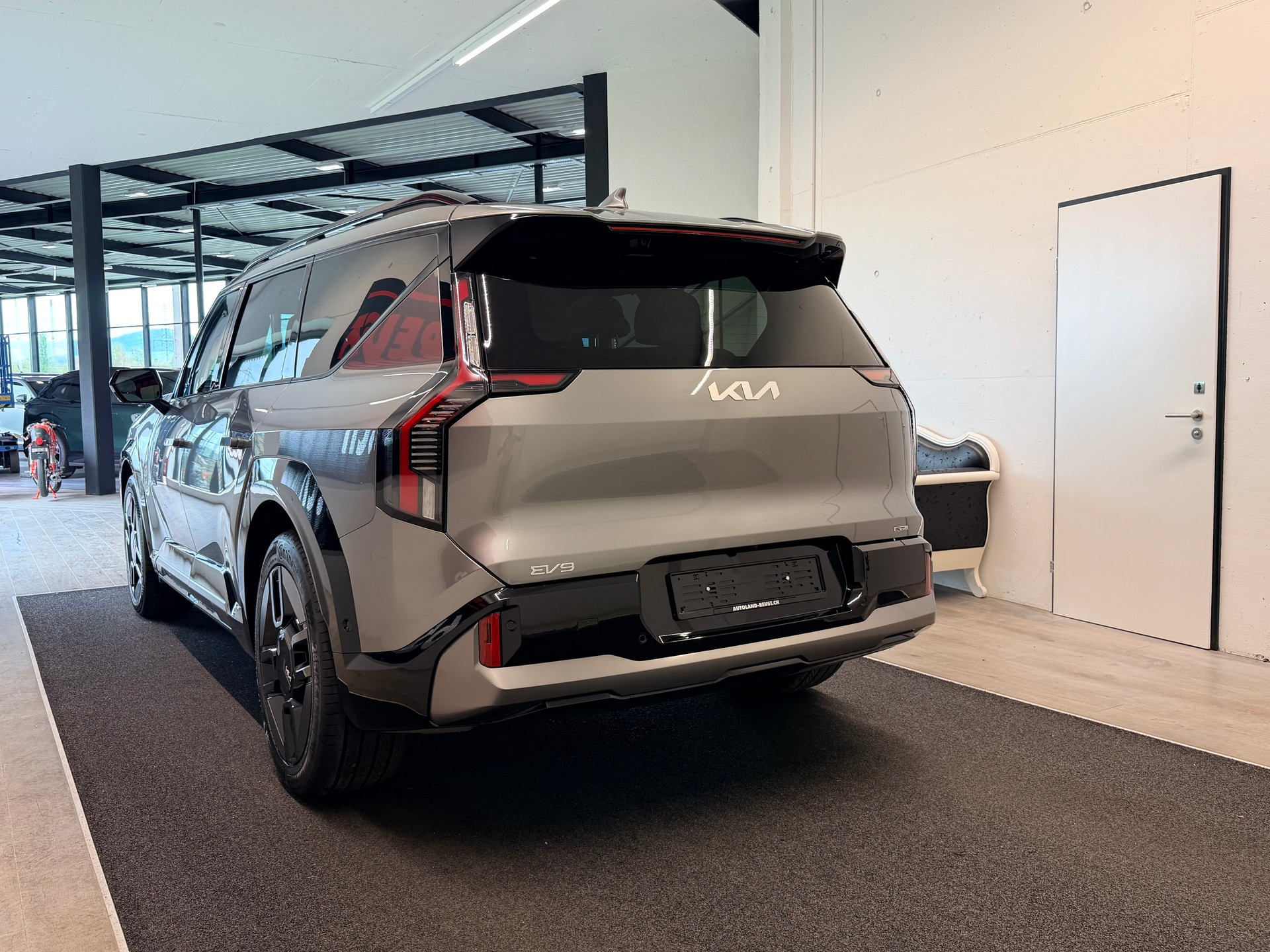 KIA EV9 99,8 kWh GT-Line 4x4-image-7