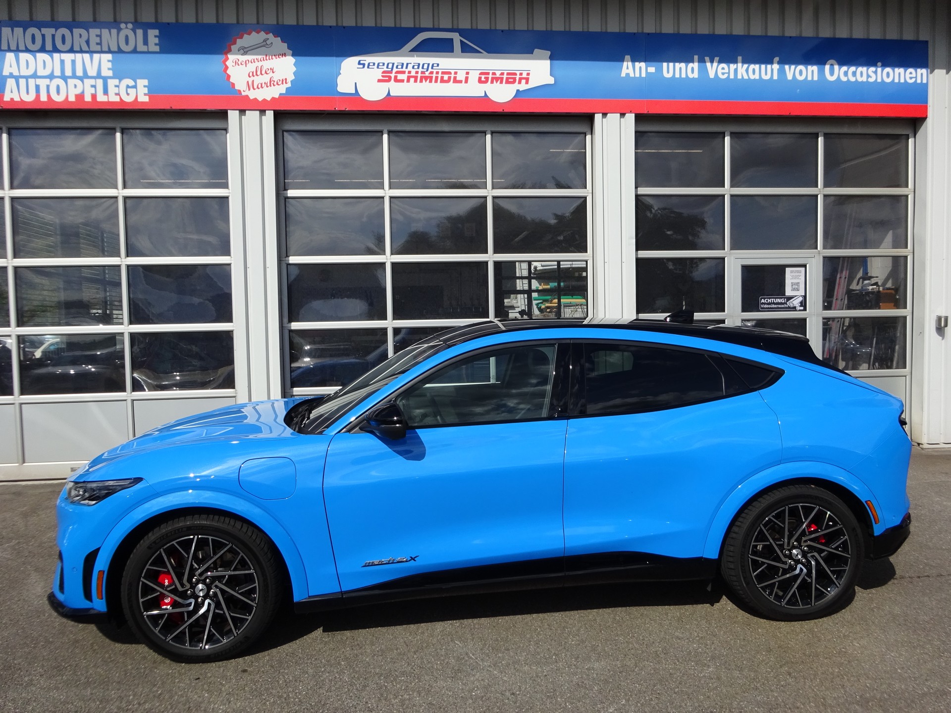 FORD Mustang MACH-E GT AWD 99 kWh-image-5