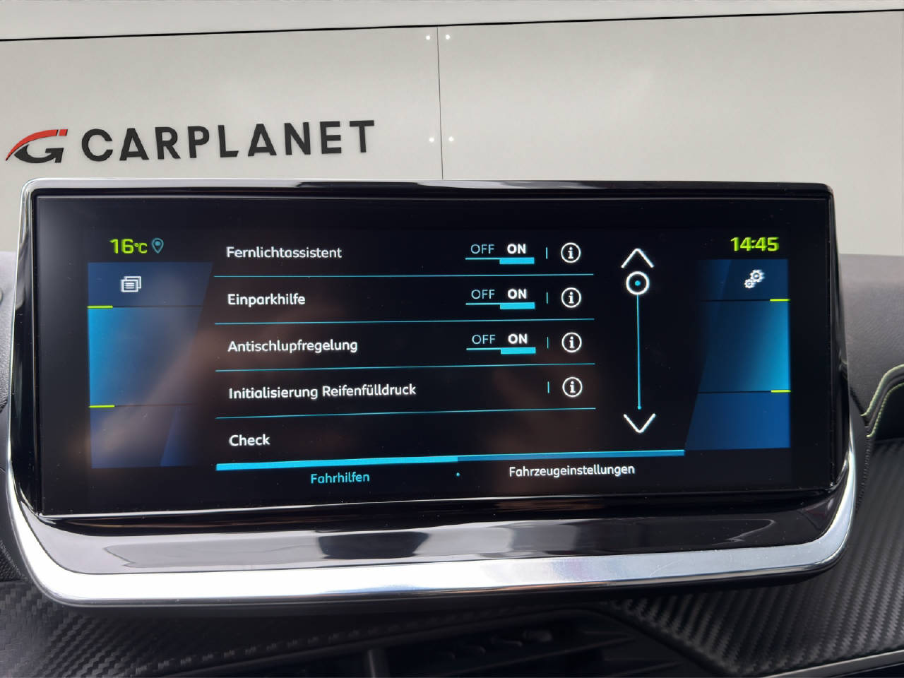 PEUGEOT 208-image-15