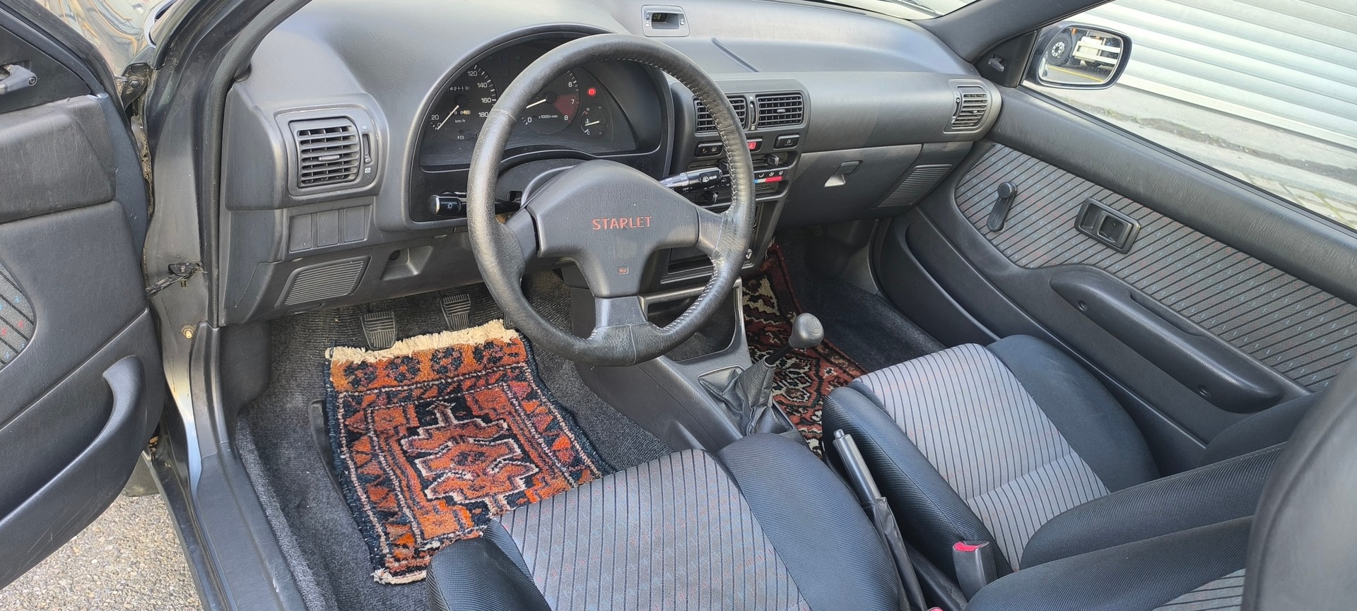 TOYOTA Starlet 1.3 Si-image-10