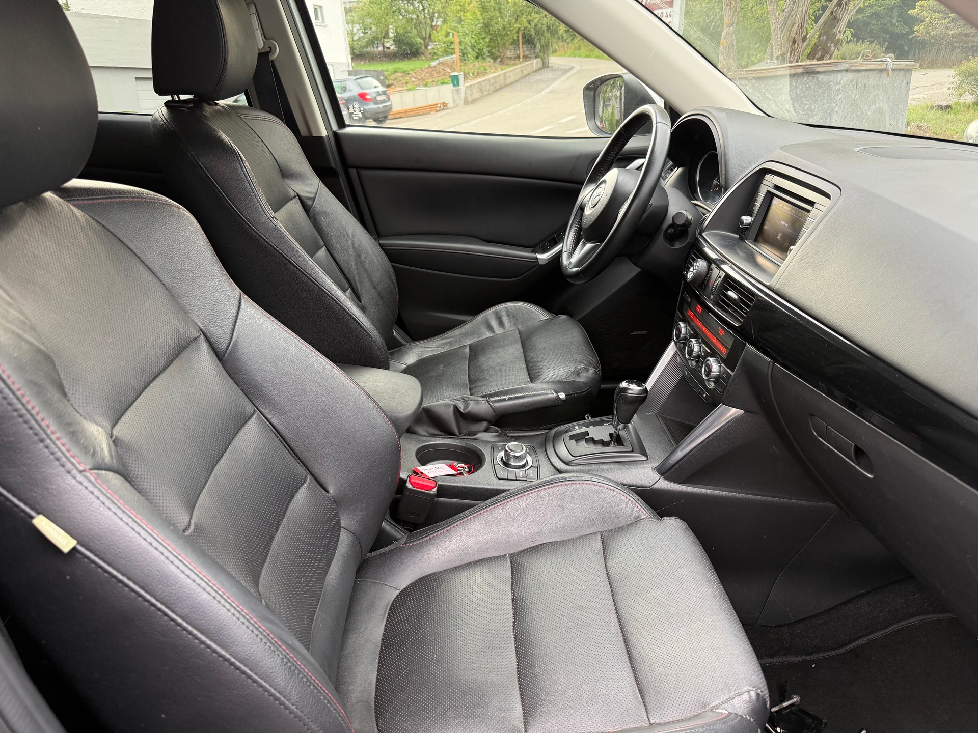 MAZDA CX-5 2.2 D HP Revolution AWD Automatic-image-1