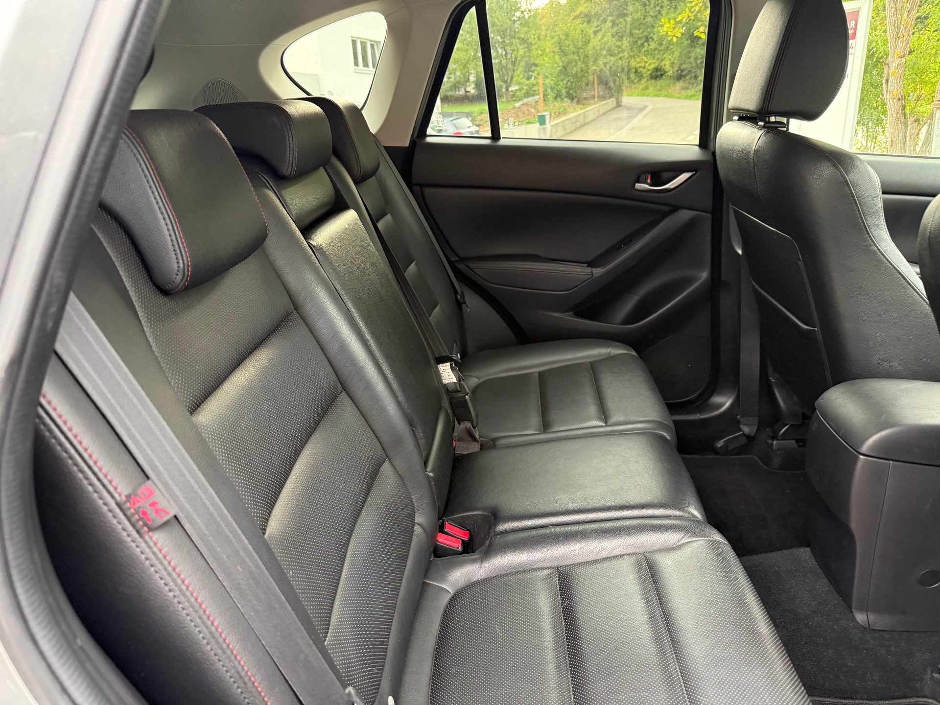 MAZDA CX-5 2.2 D HP Revolution AWD Automatic-image-9