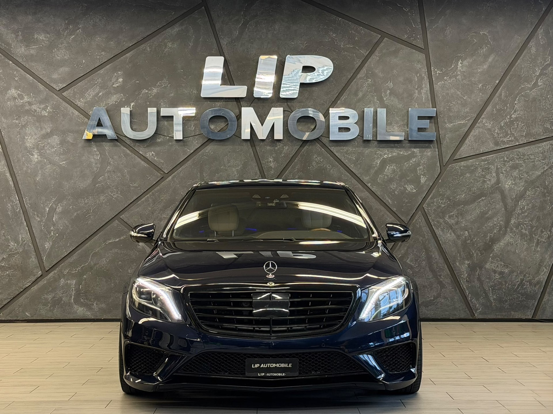 MERCEDES-BENZ S 500 L 4Matic 7G-Tronic-showroom-element-1