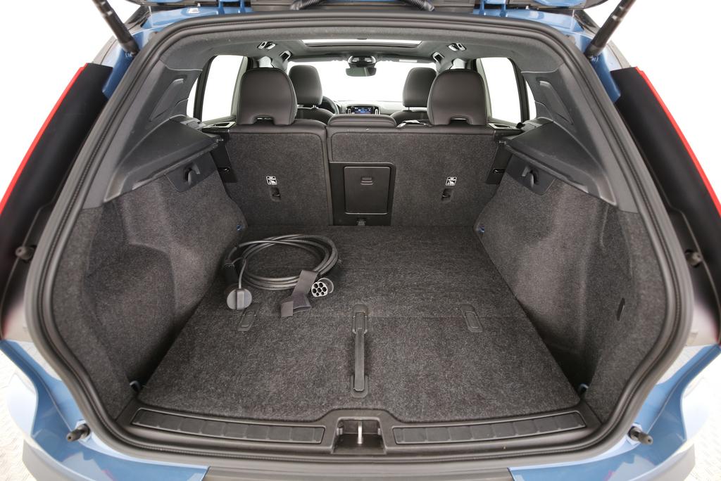 VOLVO XC40 P8 Twin Ultimate AWD-image-12