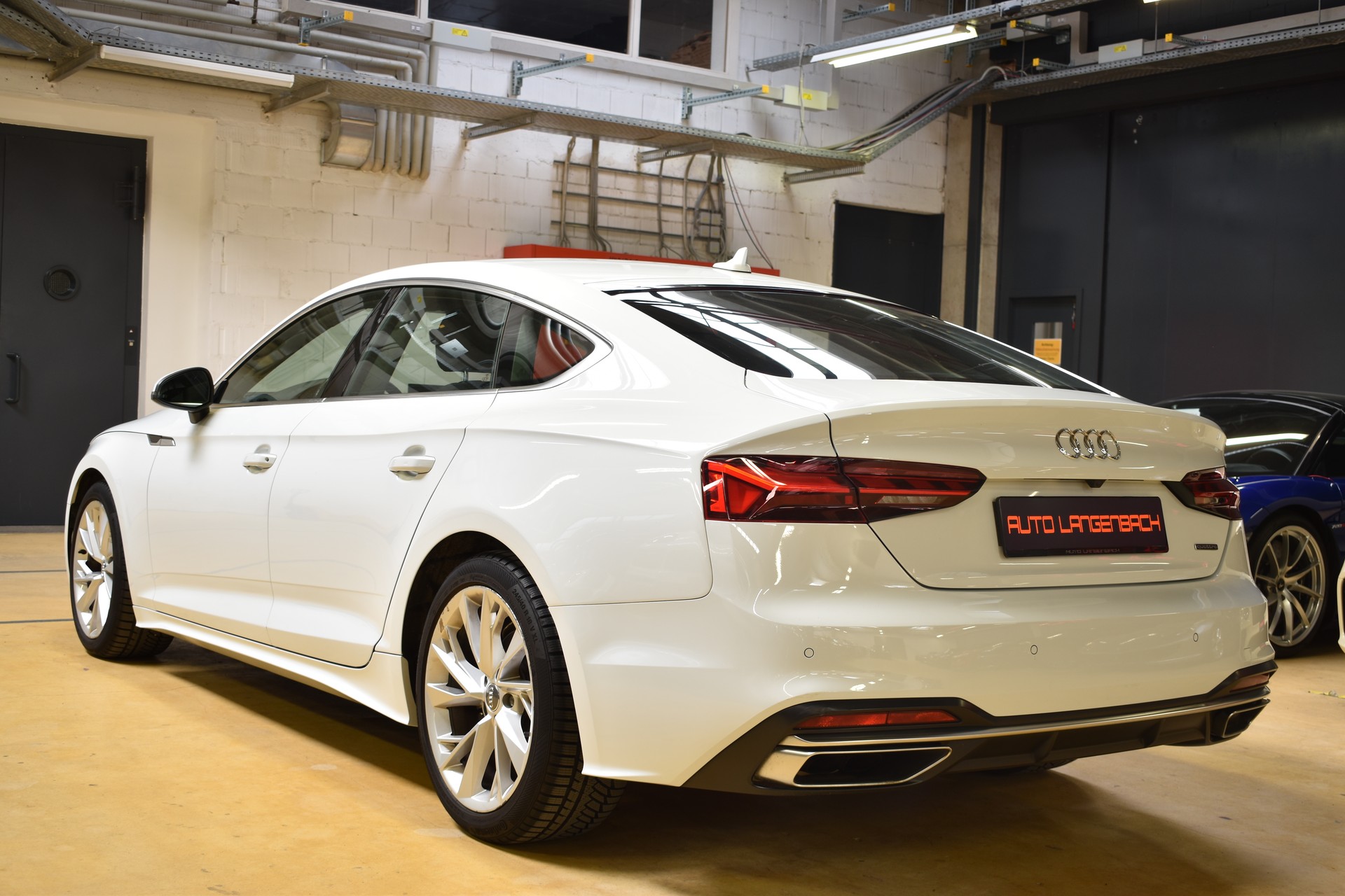AUDI A5 Sportback 40 TDI Sport quattro S-tronic - FaceLift Modell 2021 - 190PS-image-2