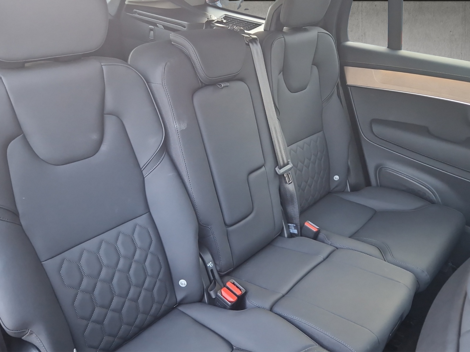 VOLVO XC90 2.0 T8 TE Plus Dark eAWD-image-1
