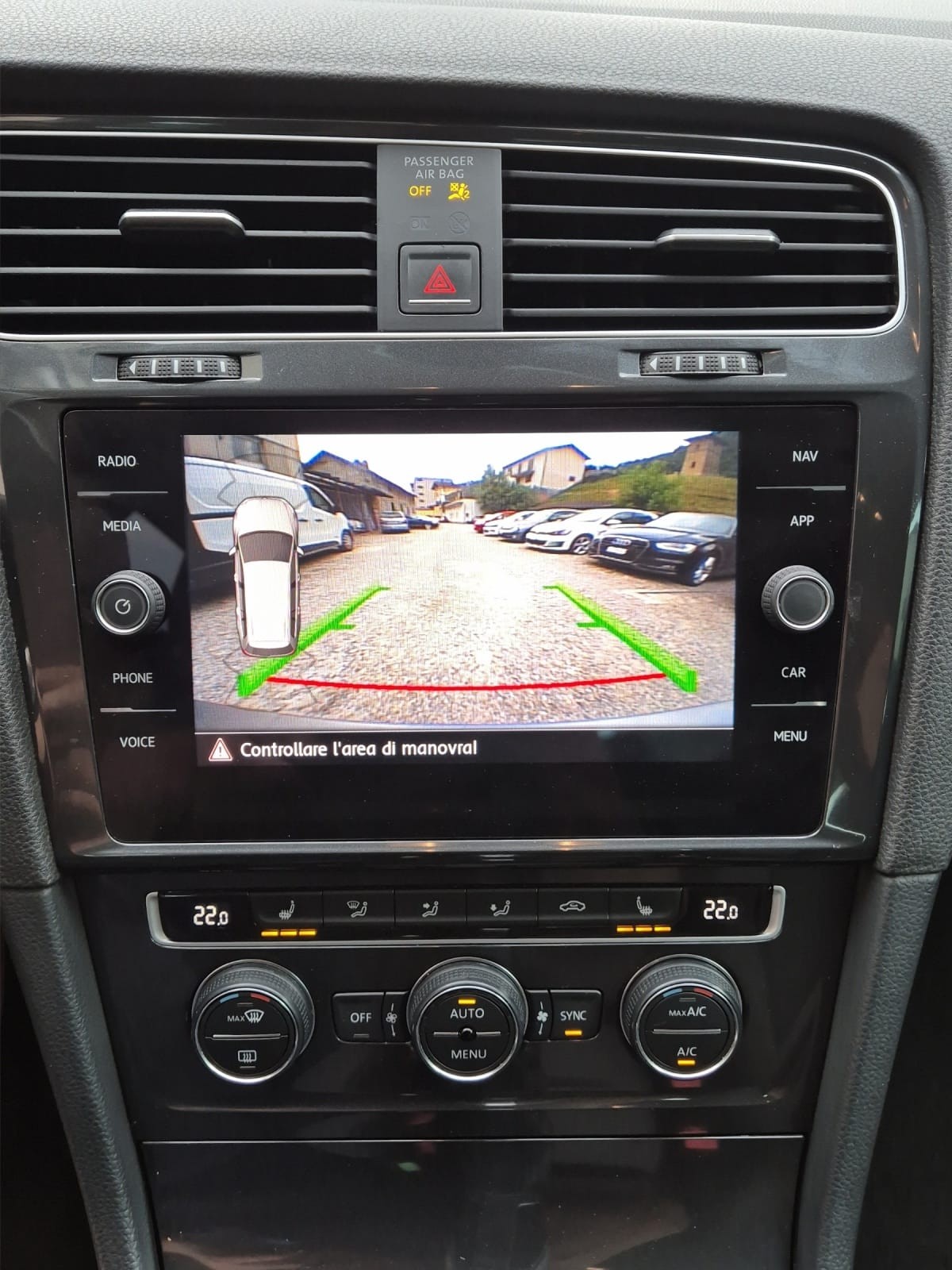 VW Golf Variant 1.4 TSI Value DSG-image-10