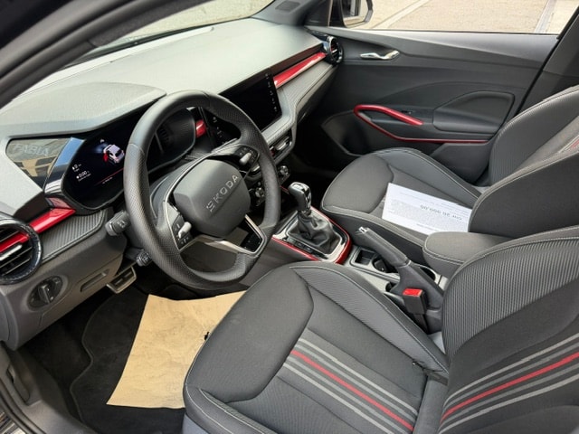 SKODA Fabia 1.0 TSI Monte Carlo DSG-image-4