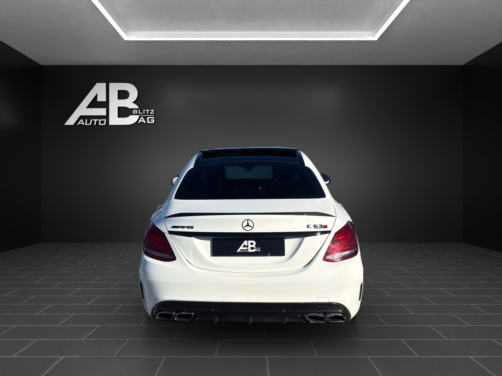 MERCEDES-BENZ C 63 S AMG Speedshift mit 510 PS-image-3