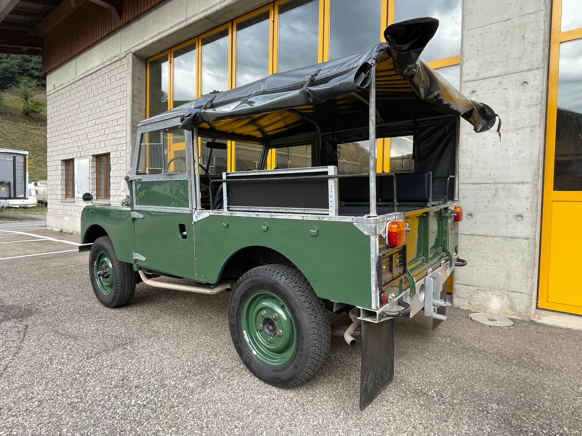 LAND ROVER 88 Serie 1-image-3