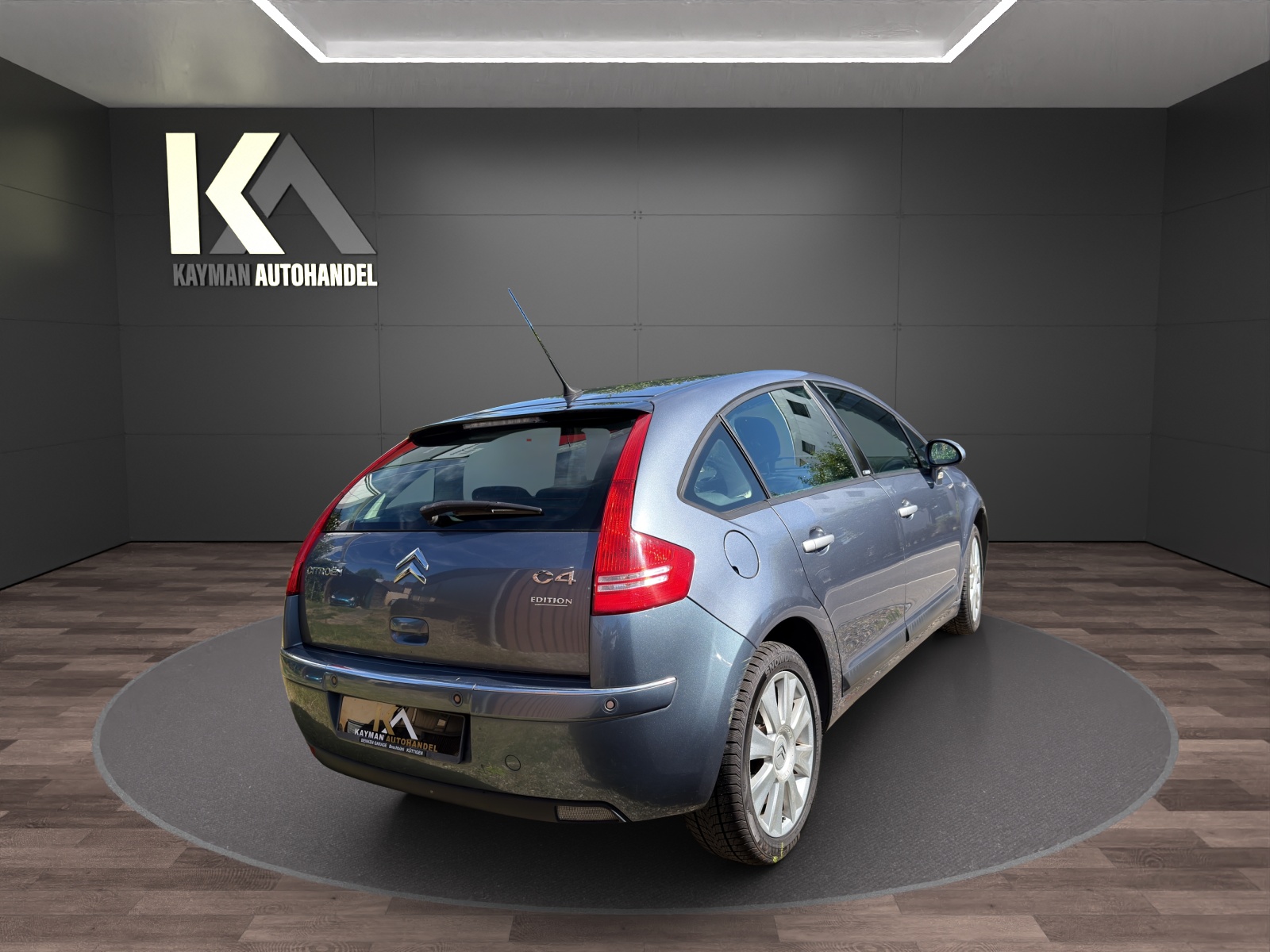 CITROEN C4 Berline 2.0i 16V Exclusive Automatic | 140 PS | Frisch ab MFK-image-2
