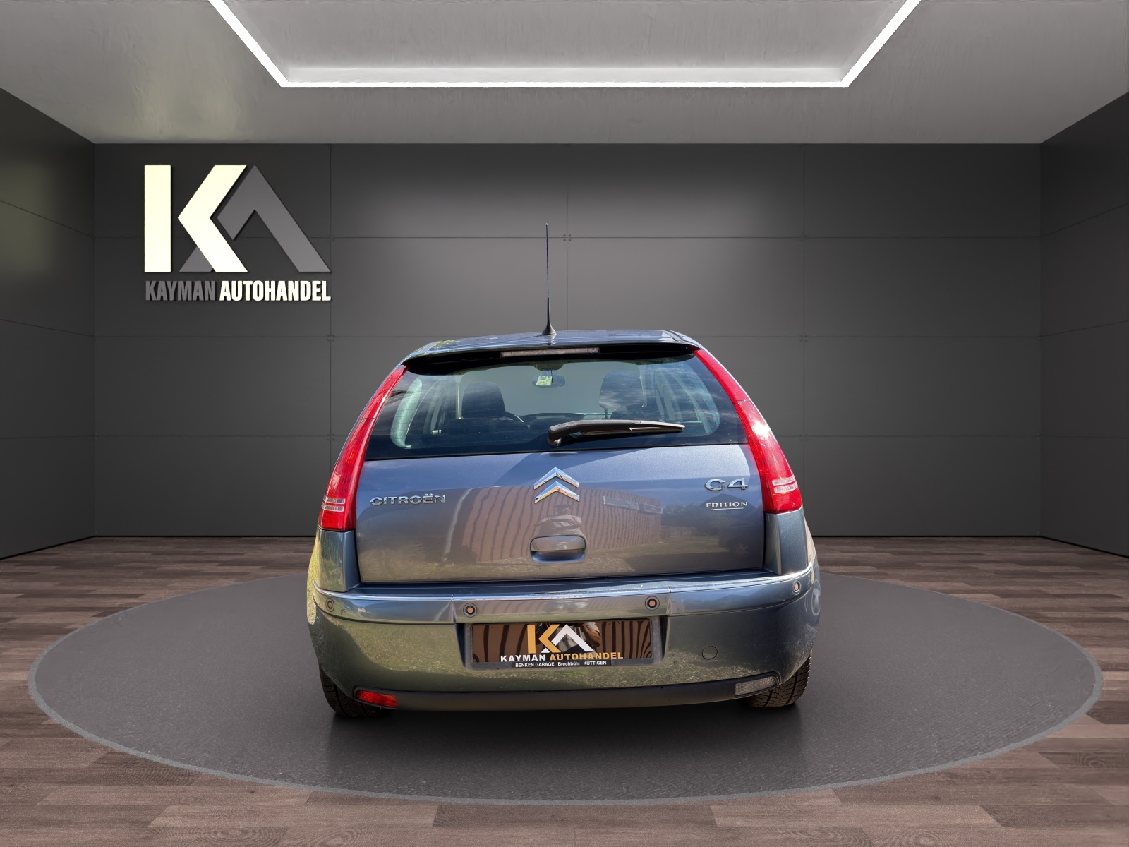 CITROEN C4 Berline 2.0i 16V Exclusive Automatic | 140 PS | Frisch ab MFK-image-4