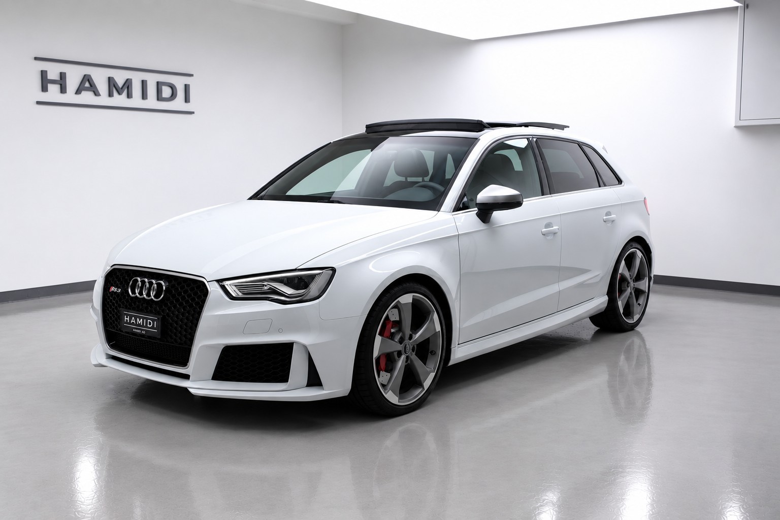 AUDI RS3 2.5 TSI quattro S-tronic-image-0