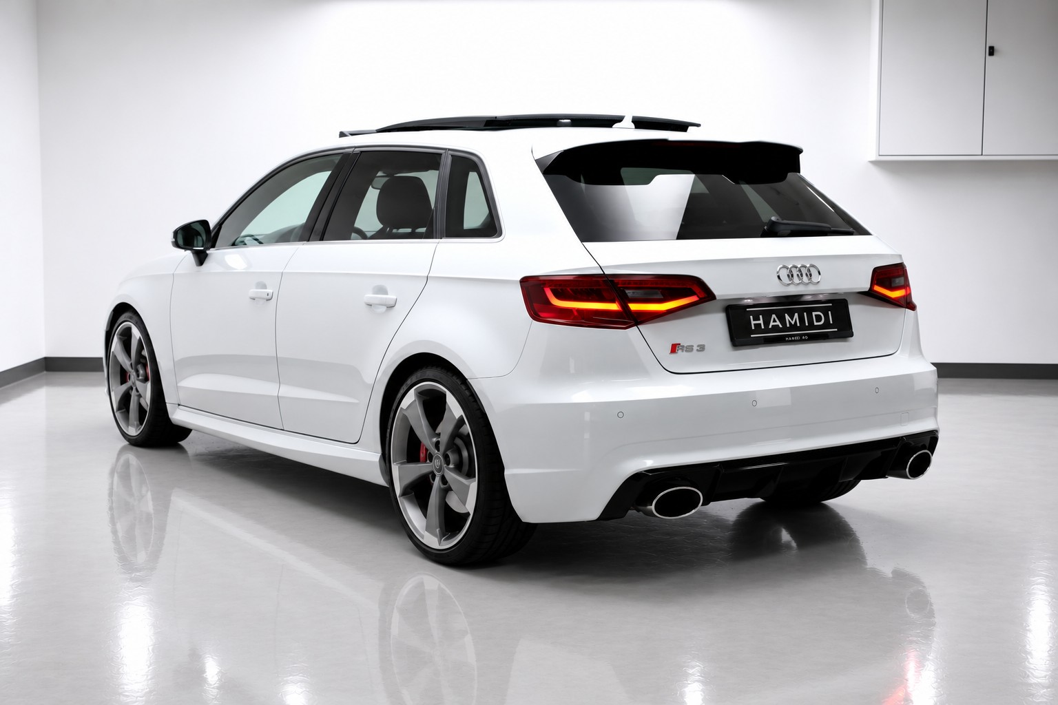 AUDI RS3 2.5 TSI quattro S-tronic-image-7