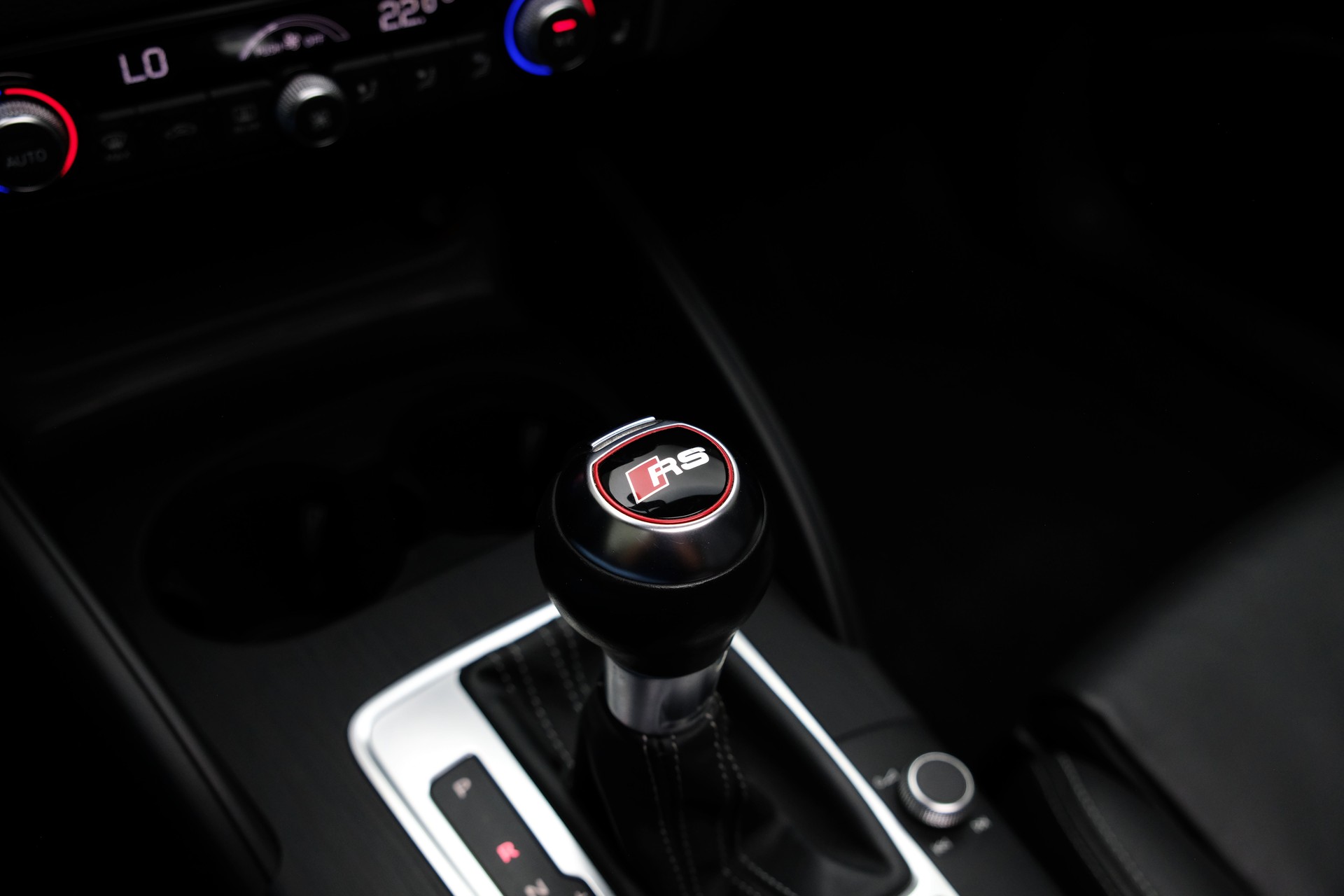 AUDI RS3 2.5 TSI quattro S-tronic-image-22