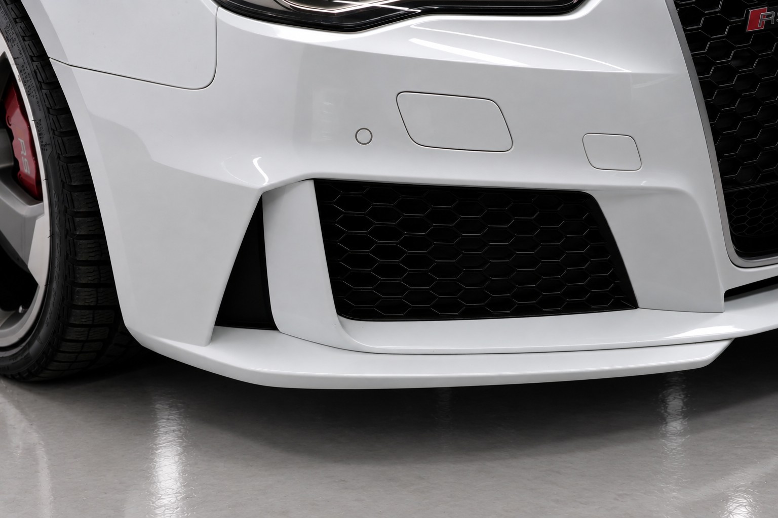 AUDI RS3 2.5 TSI quattro S-tronic-image-4