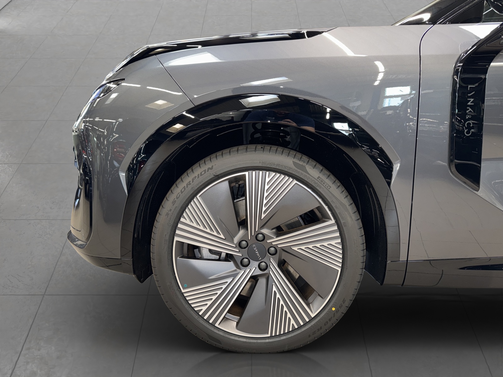 LYNK & CO 08 1.5 PHEV More-image-6