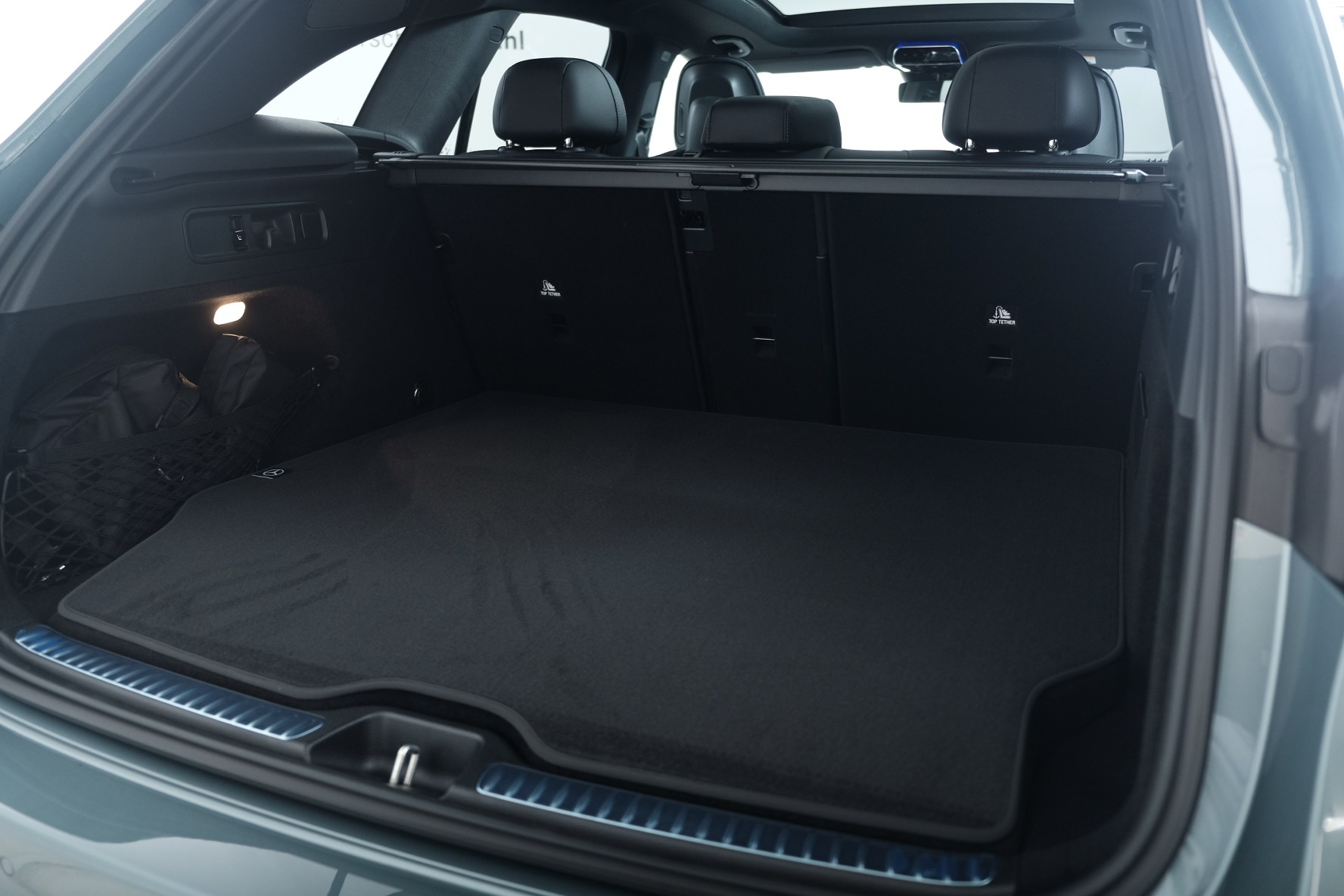 MERCEDES-BENZ GLC 300 e EQ Star AMG Line 4matic X254-image-16