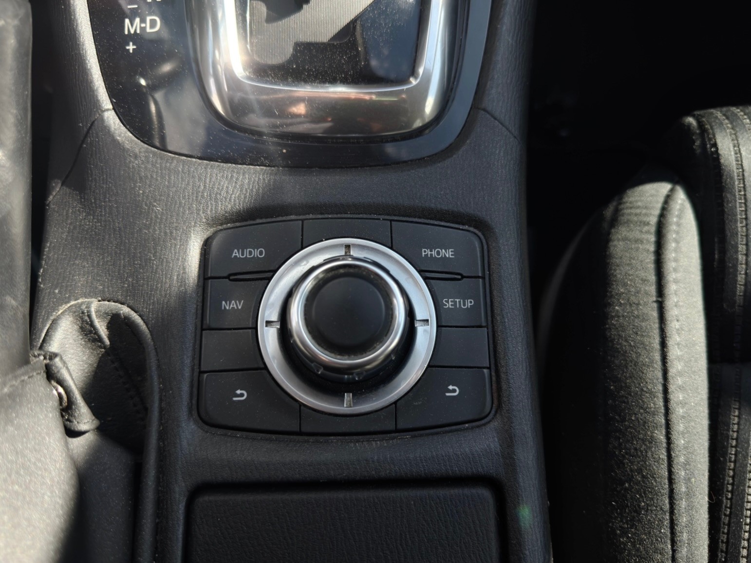 MAZDA 6 Sportwagon 2.2 D 16V Challenge Automatic-image-17