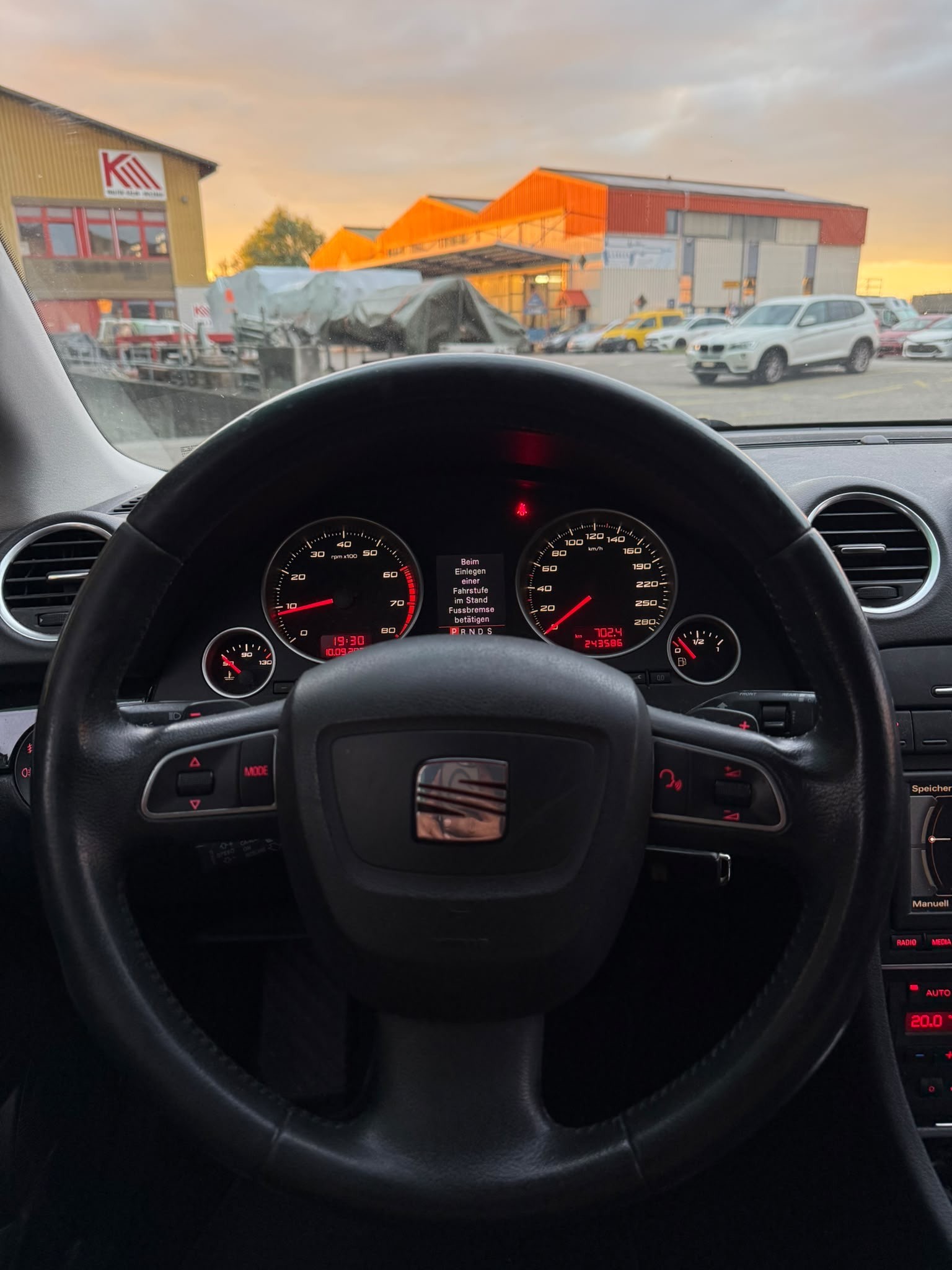 SEAT Exeo ST 2.0 TSI Style multitronic-image-10
