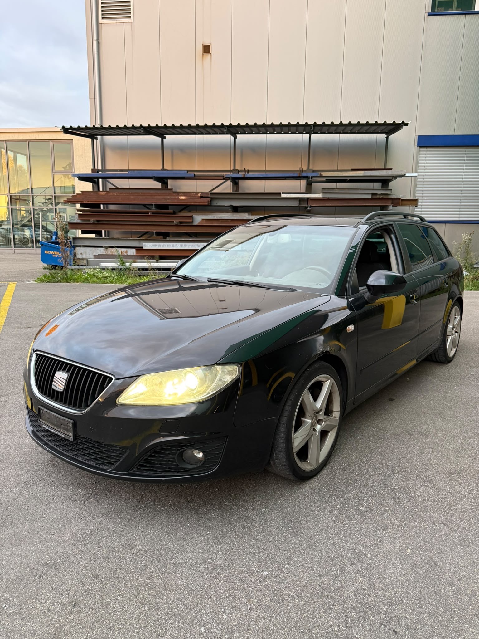 SEAT Exeo ST 2.0 TSI Style multitronic-image-2
