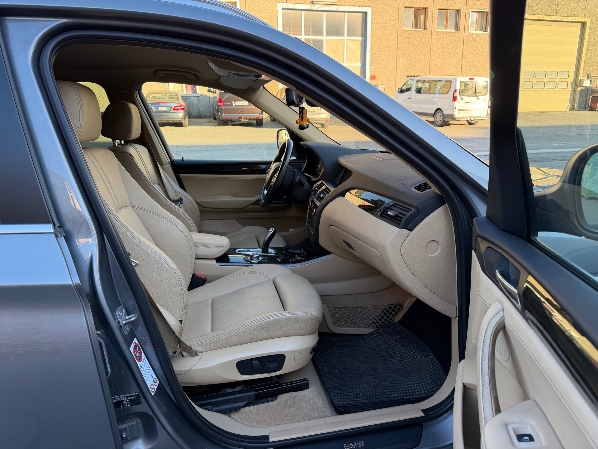 BMW X3 xDrive 35i Steptronic-image-4