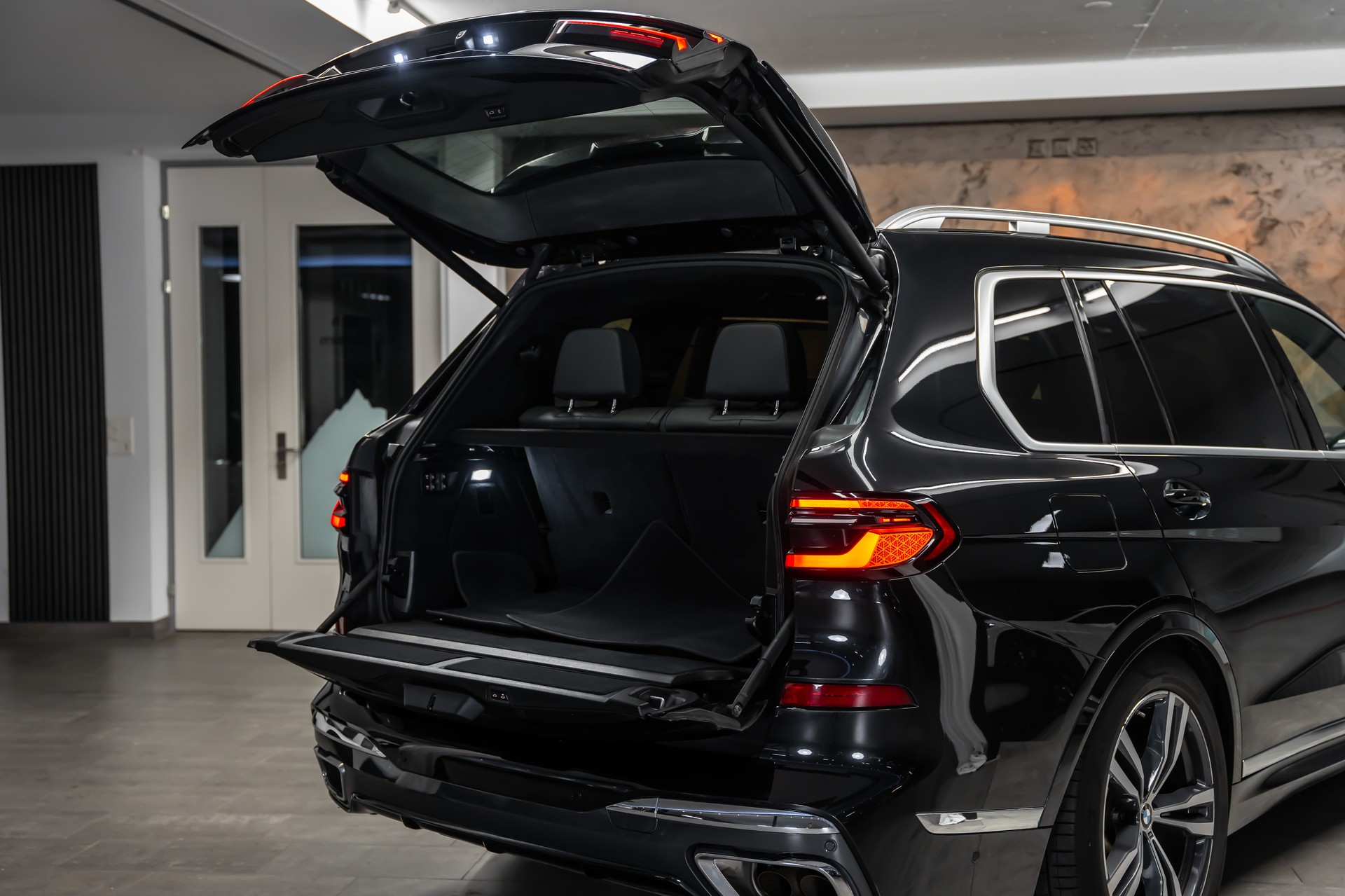 BMW X7 xDrive 48V 40i M Sport Steptronic *Facelift*Sky-Lounge*Head-Up*-image-7
