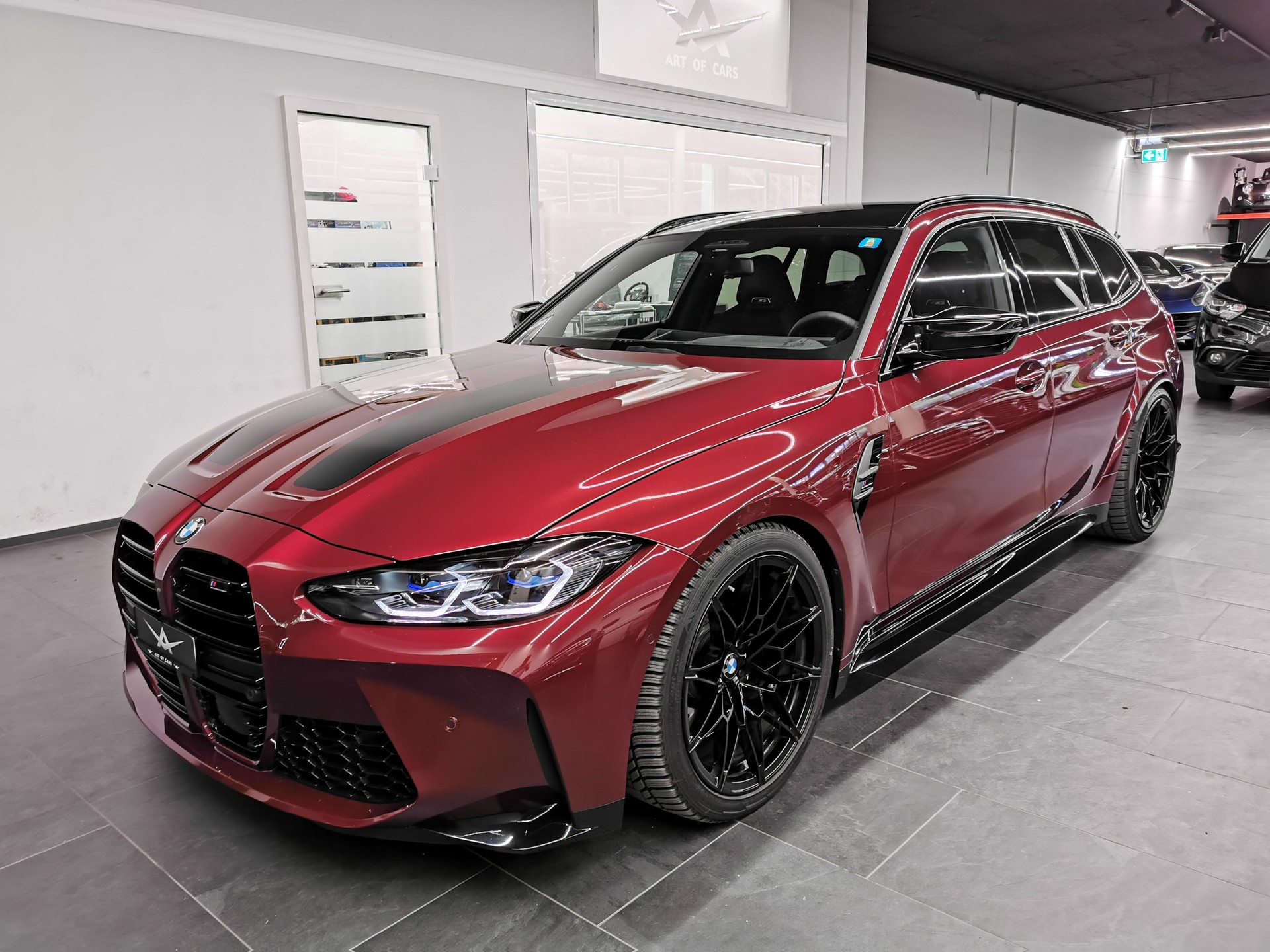 BMW M3 Touring xDrive Competition M Individual AVENTURINROT-image-2