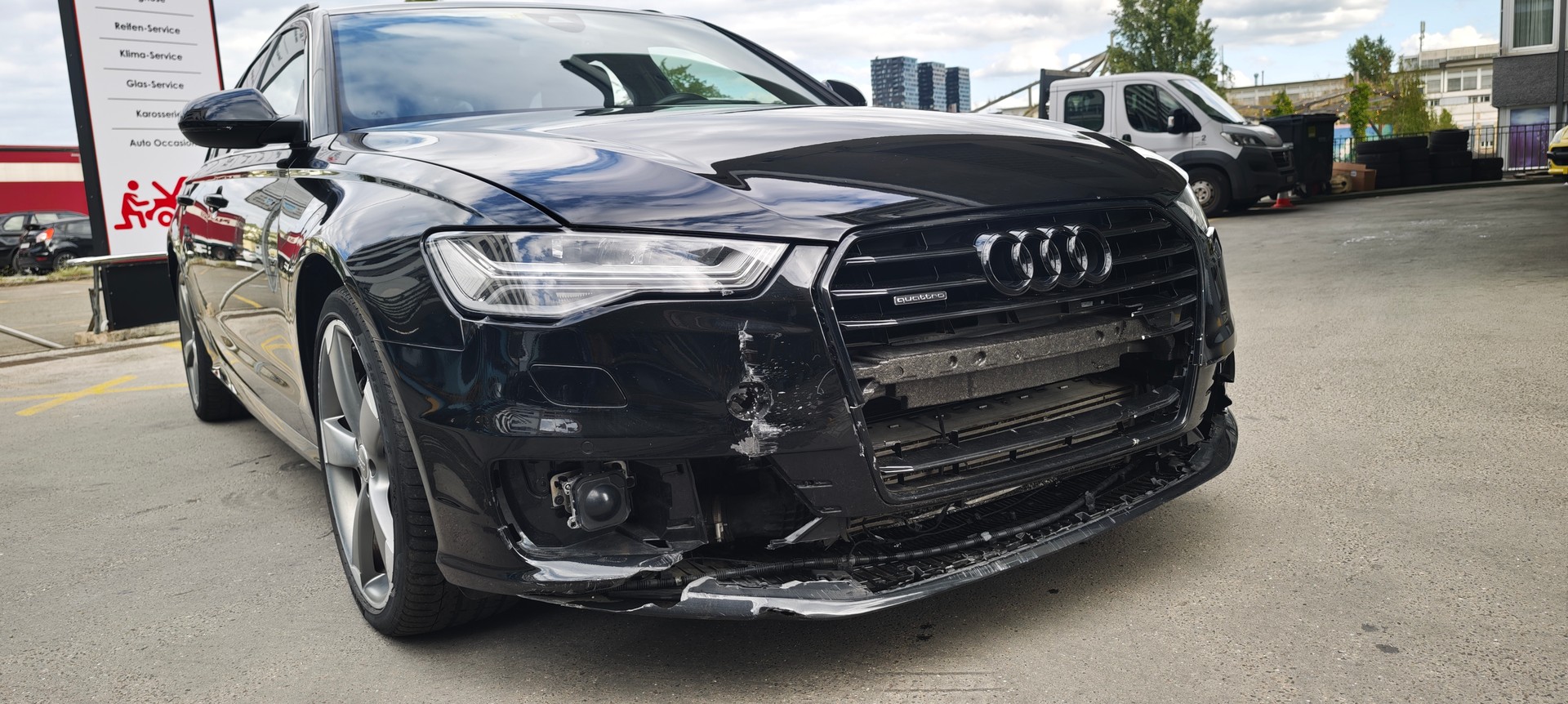 AUDI A6 Avant 3.0 TDI V6 quattro S-tronic-image-3