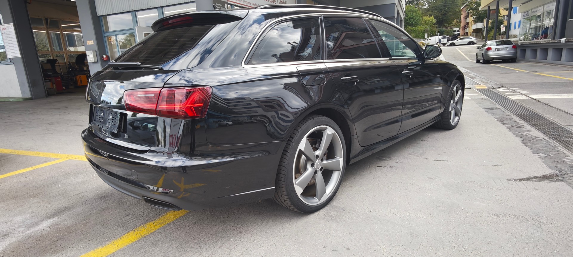 AUDI A6 Avant 3.0 TDI V6 quattro S-tronic-image-5