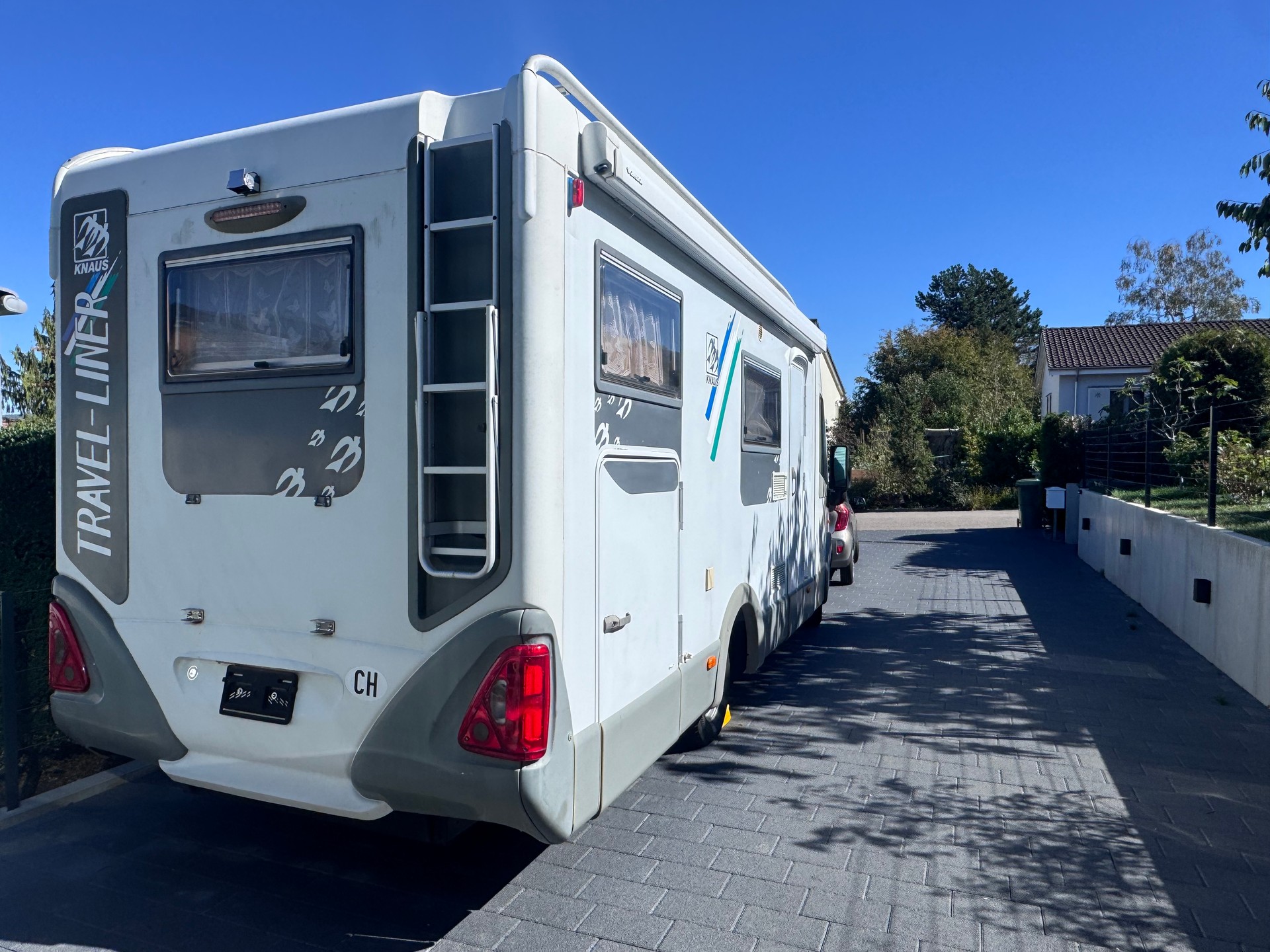 KNAUS Travel-Liner 708-image-1