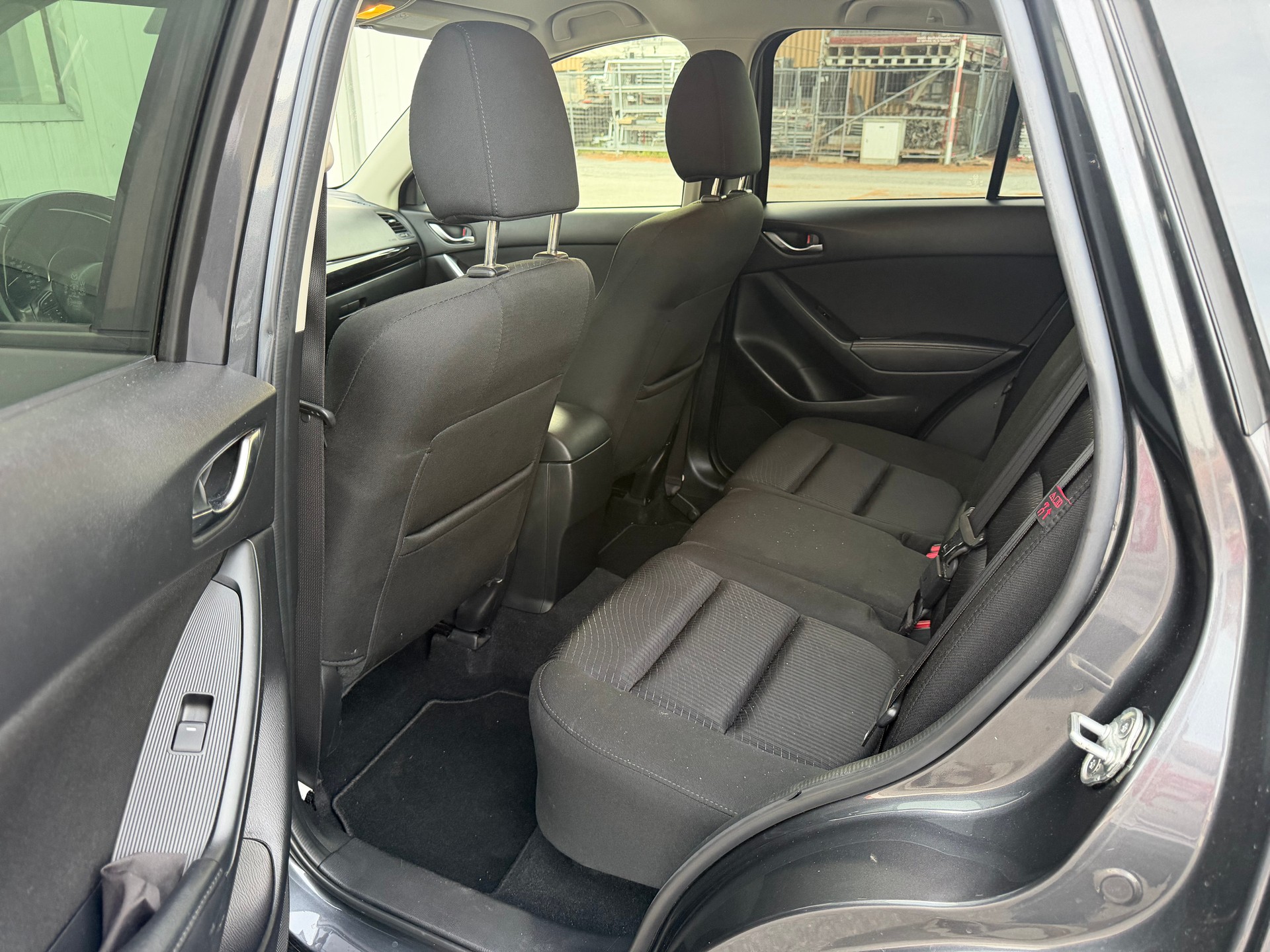 MAZDA CX-5 2.2 D Ambition AWD Automatic-image-6