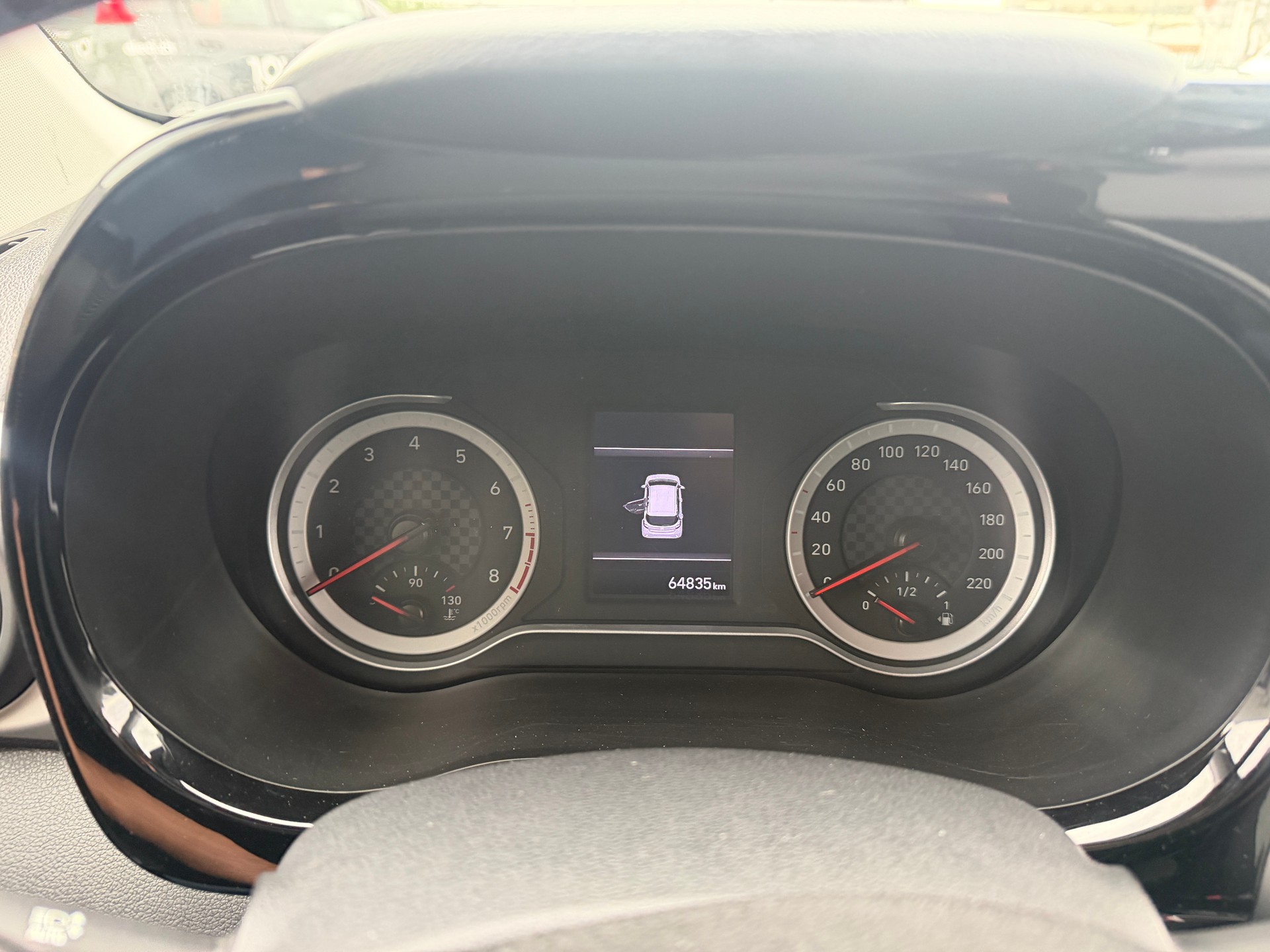 HYUNDAI i10 1.2 Launch Plus Automat-image-13