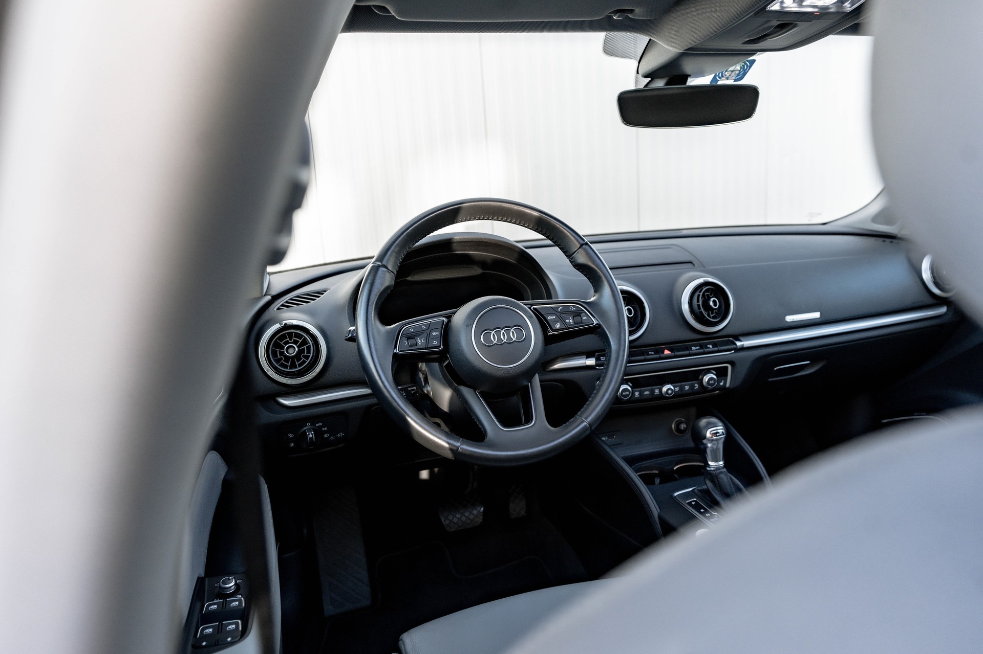 AUDI A3 Sportback 2.0 TDI Design S-tronic quattro * FRISCH AB MFK * TRAUMHAFTE AUSSTATTUNG *-image-7