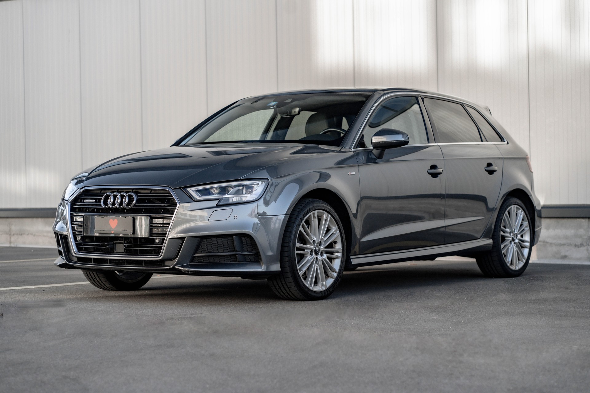 AUDI A3 Sportback 2.0 TDI Design S-tronic quattro * FRISCH AB MFK * TRAUMHAFTE AUSSTATTUNG *-image-0