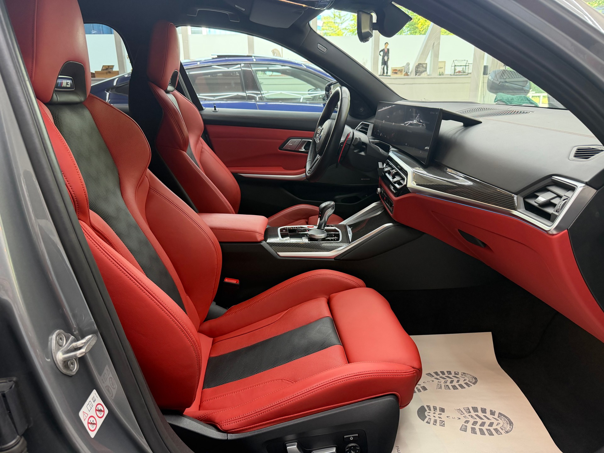 BMW M3 Competition xDrive-image-14