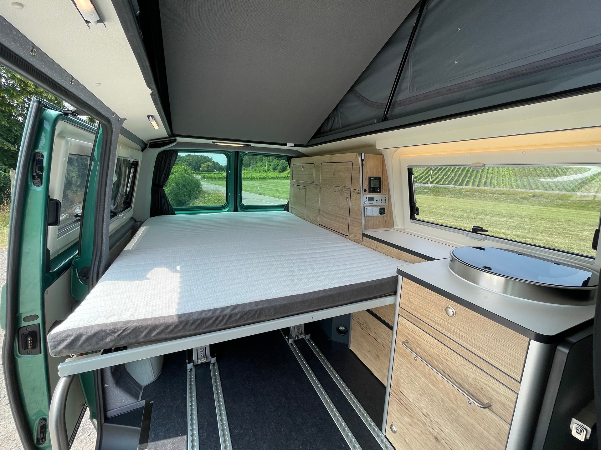 VW 4x4 Octo-bus von Fischer Wohnmobile-image-15