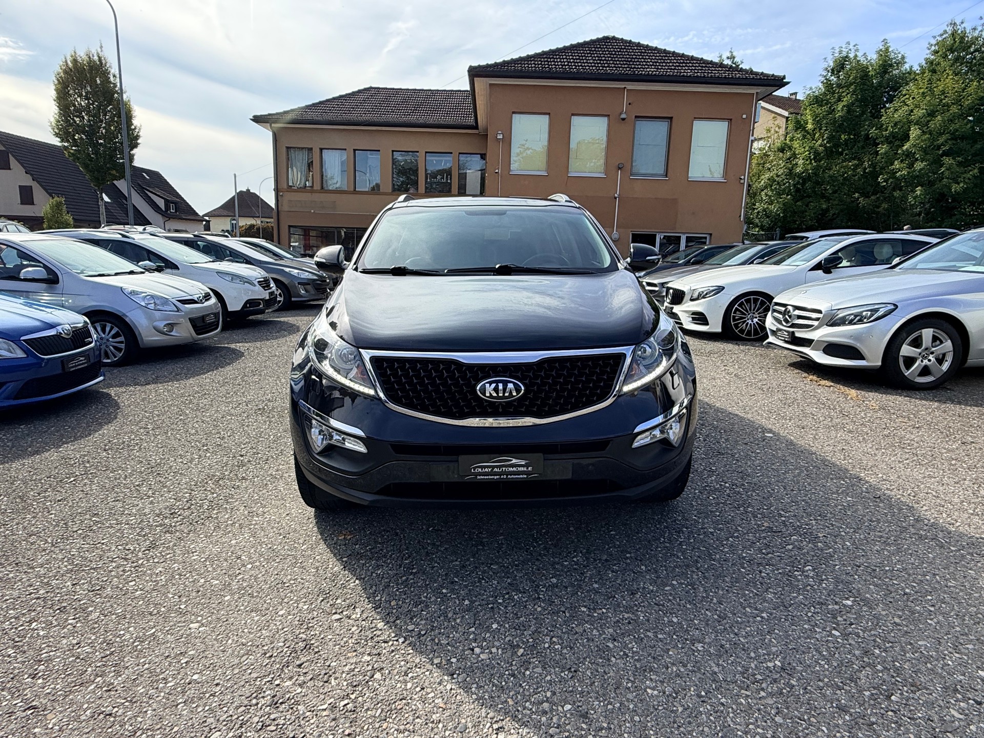 KIA Sportage 2.0 CRDi Style 4WD Automatic-image-1