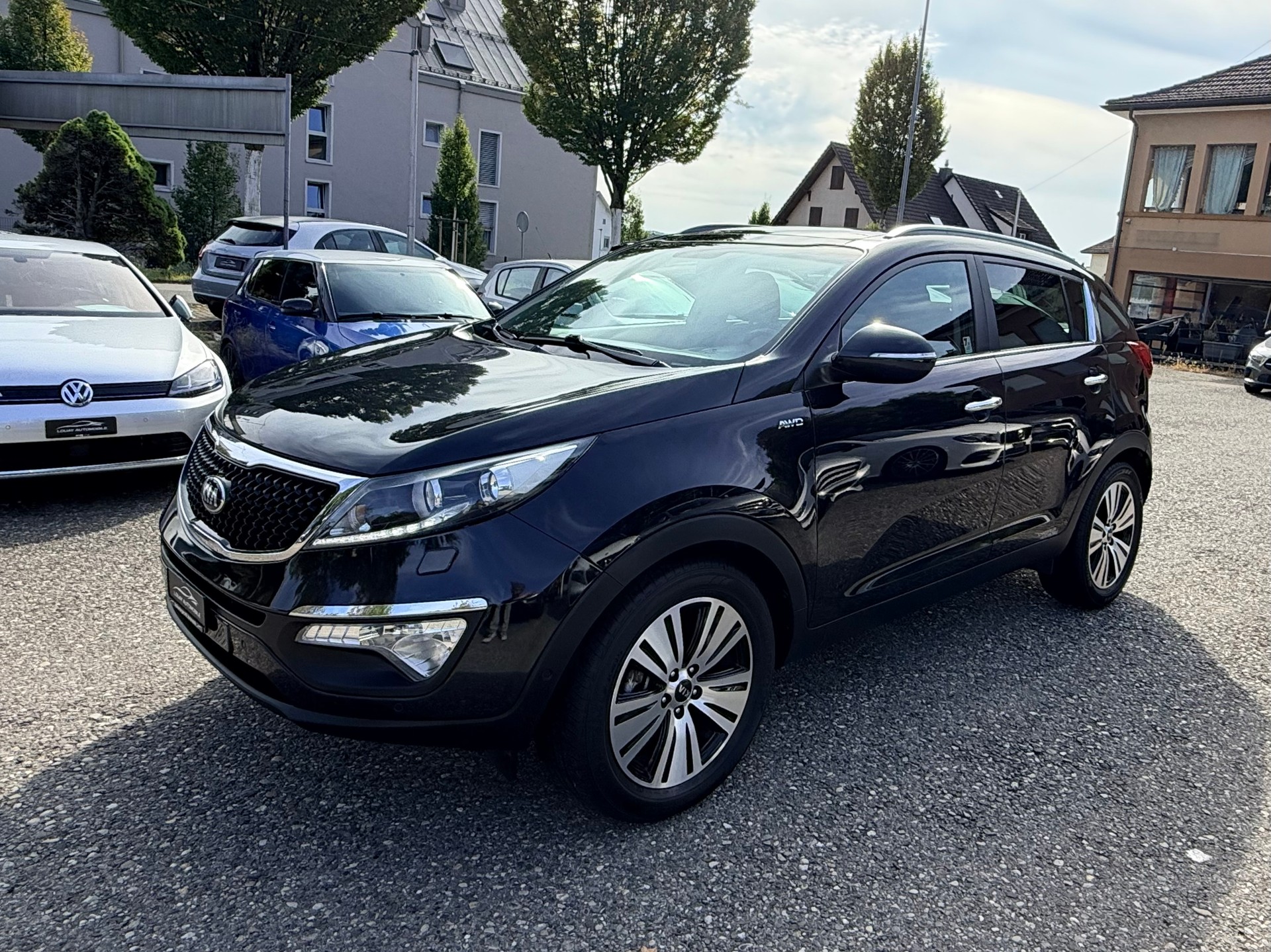 KIA Sportage 2.0 CRDi Style 4WD Automatic-image-9