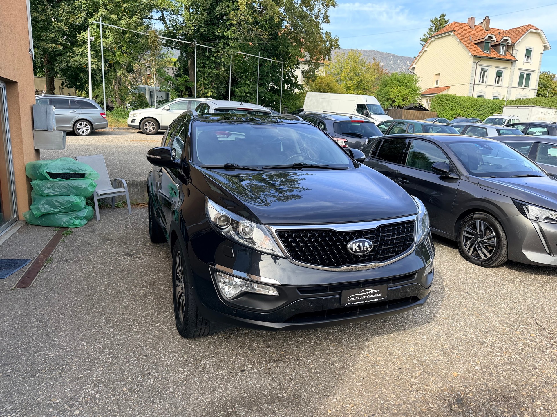 KIA Sportage 2.0 CRDi Style 4WD Automatic-image-5
