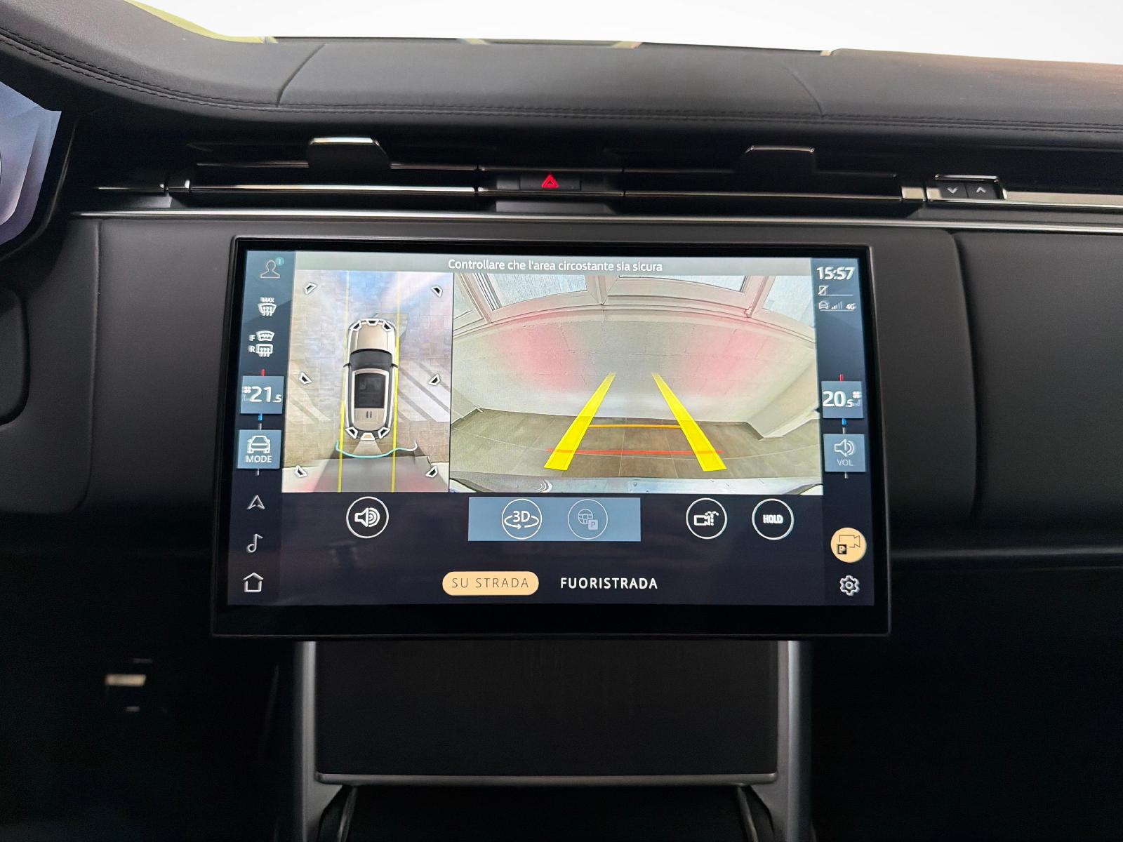 LAND ROVER Range Rover 3.0 D I6 300 HSE-image-15