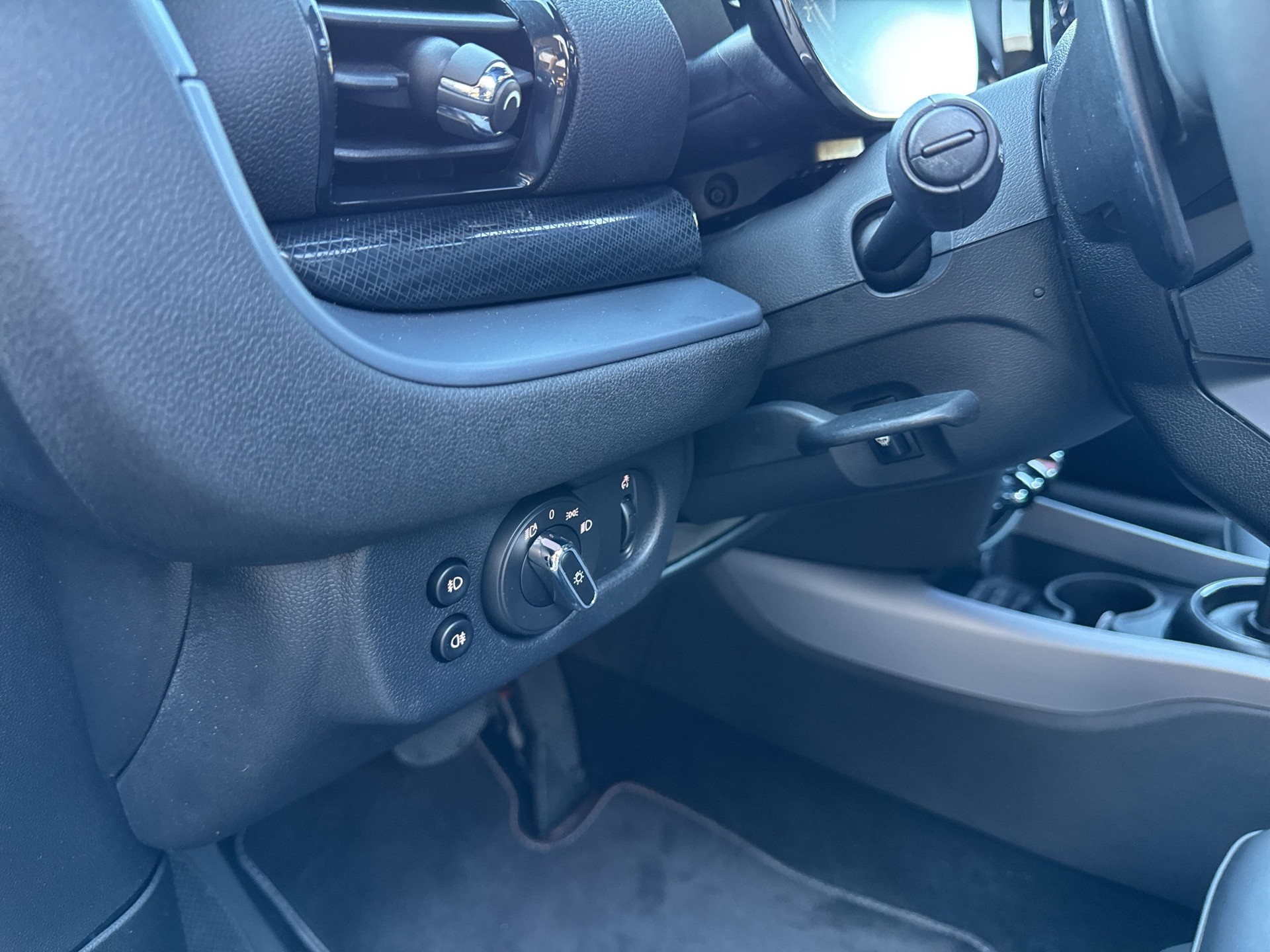 MINI Clubman Cooper S ALL4 Steptronic-image-19