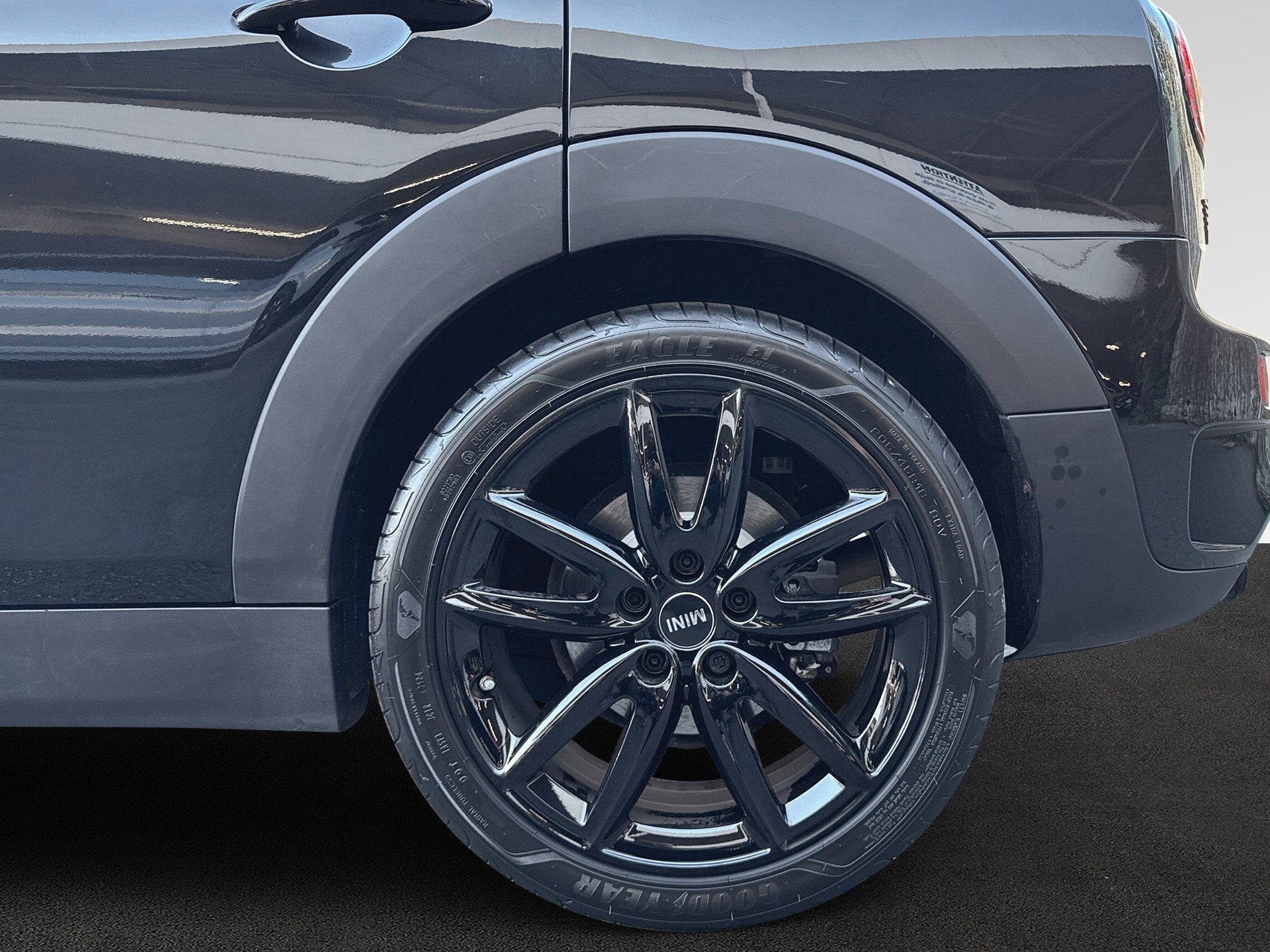 MINI Clubman Cooper S ALL4 Steptronic-image-8