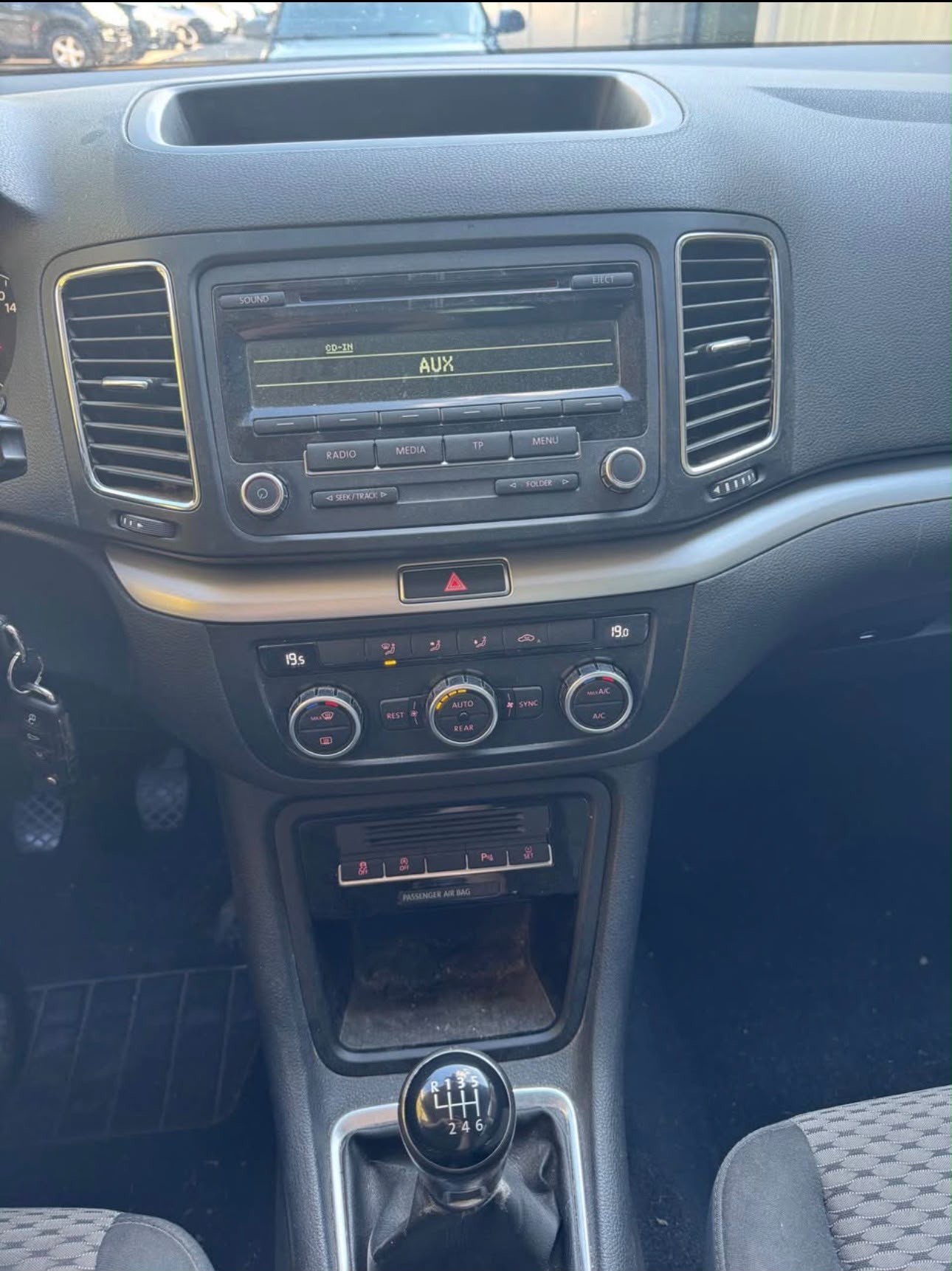 VW Sharan 2.0 TDI BMT Highline 4Motion-image-9