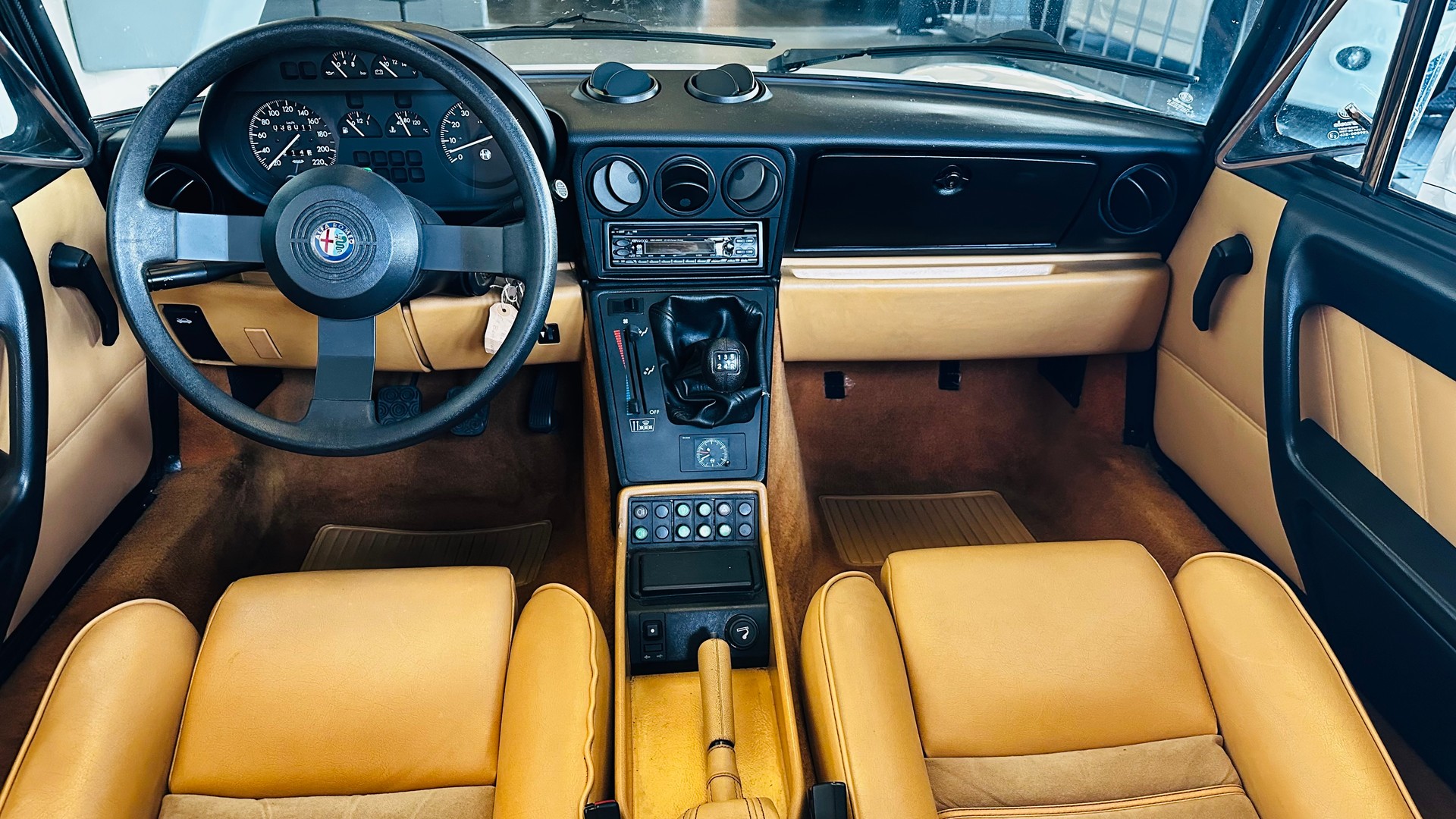 ALFA ROMEO Spider 2.0 "BIANCO FREDDO"-image-11