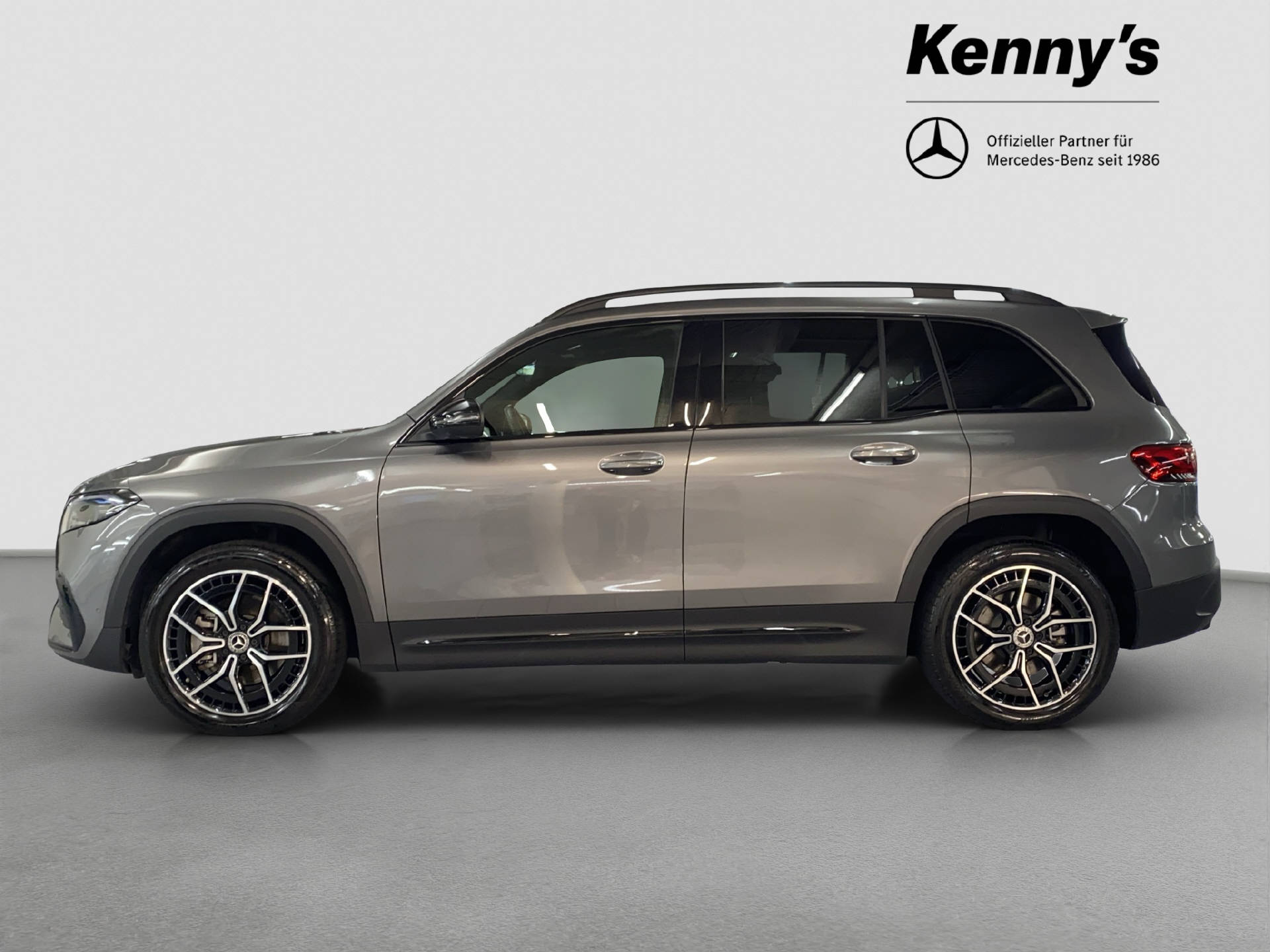 MERCEDES-BENZ EQB 350 AMG Line 4MATIC-image-2