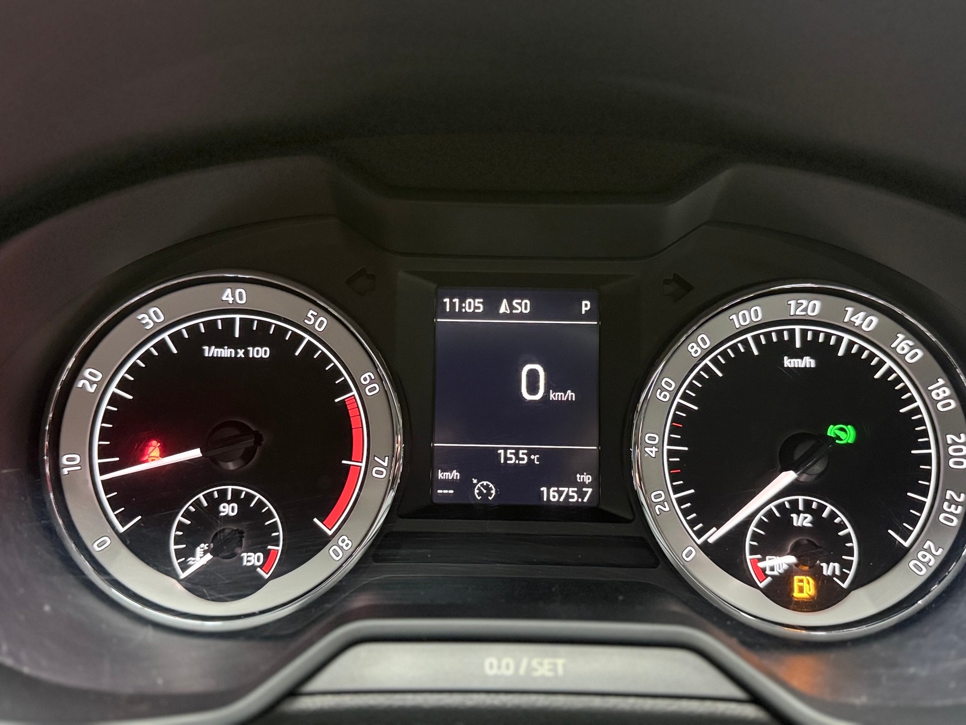 SKODA Octavia Combi 1.4 TSI Style DSG-image-18